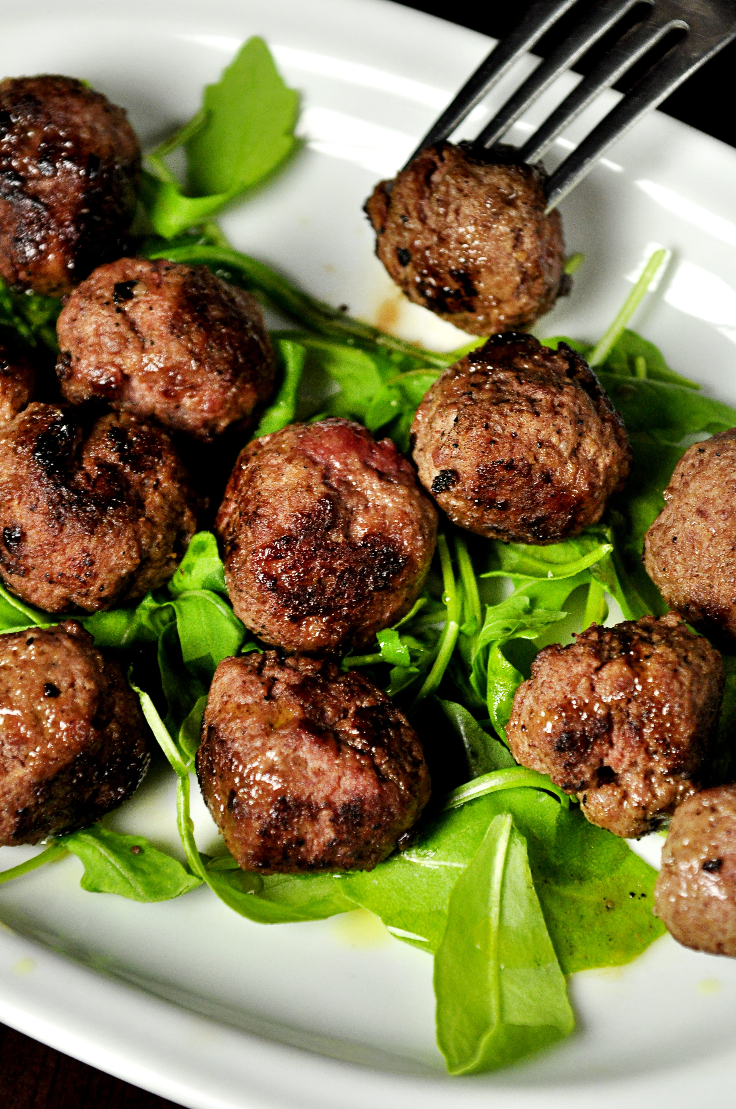 meatballs, pork, italian, serving size, vegetable, high angle view, indulgence, plate, no people, meat, balls, food and drink, fried, garnish, temptation, Phone HD Wallpaper