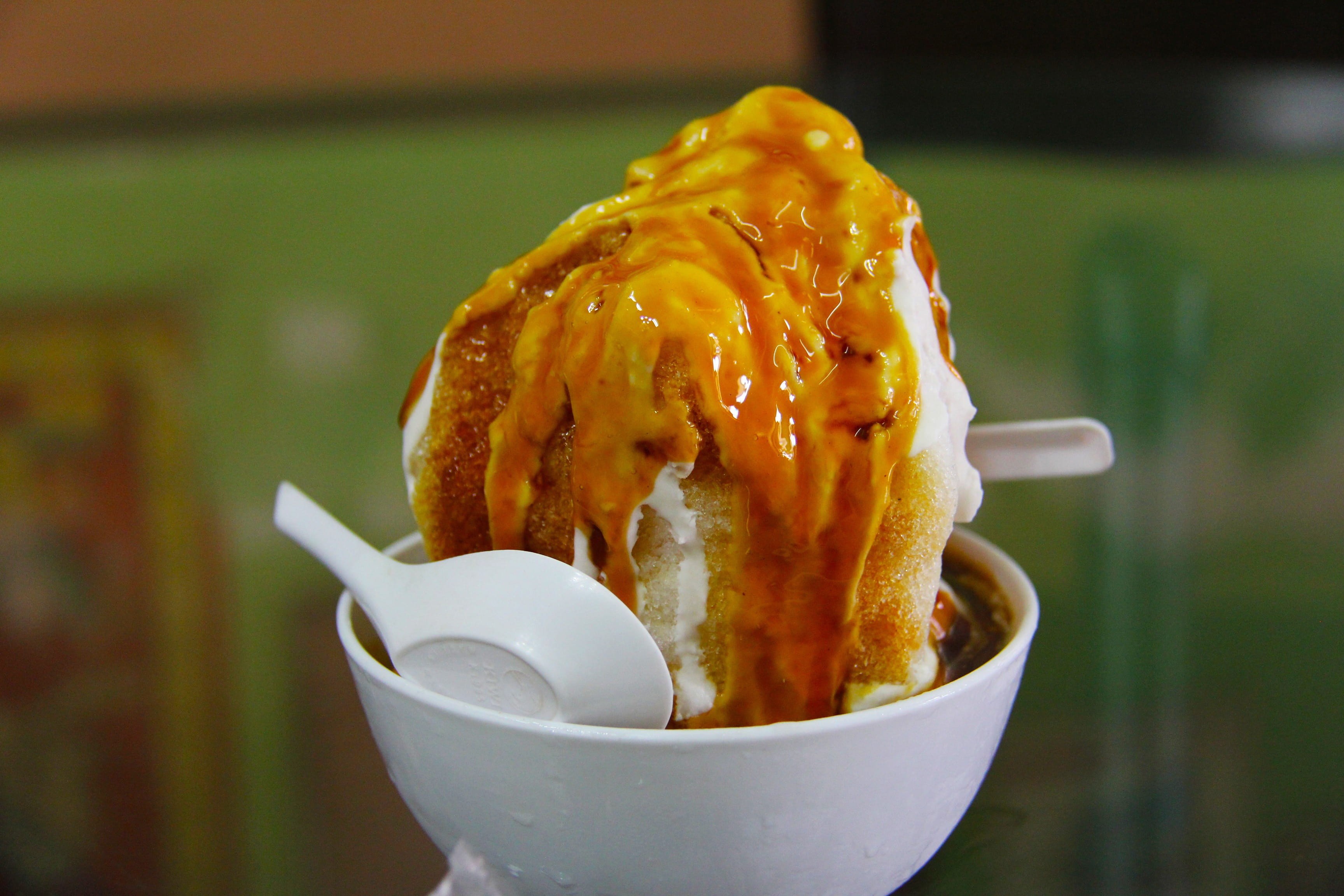Gula Melaka, yummy, melaka, refreshing, indulgence, unhealthy eating, cold, ice, temptation, food and drink, comfort food, bowl, still life, Chendol, freshness, HD Wallpaper