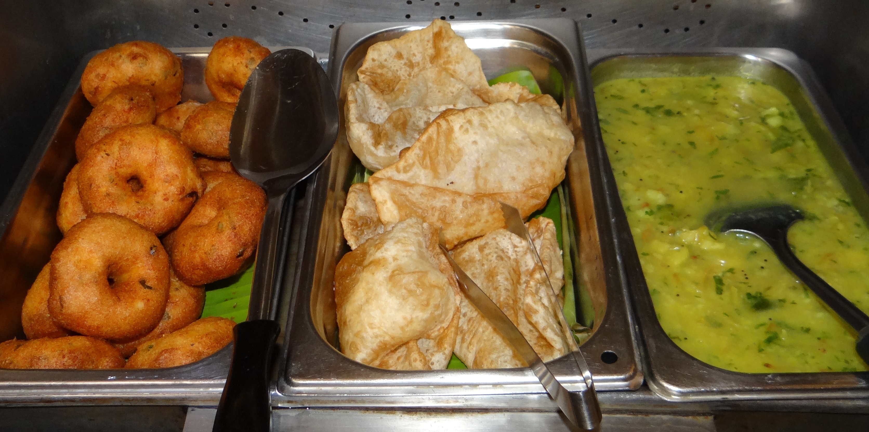 breakfast, temptation, fast food, snack, 2K, serving size, fried, household equipment, container, freshness, poori, aloo curry, no people, unhealthy eating, HD Wallpaper