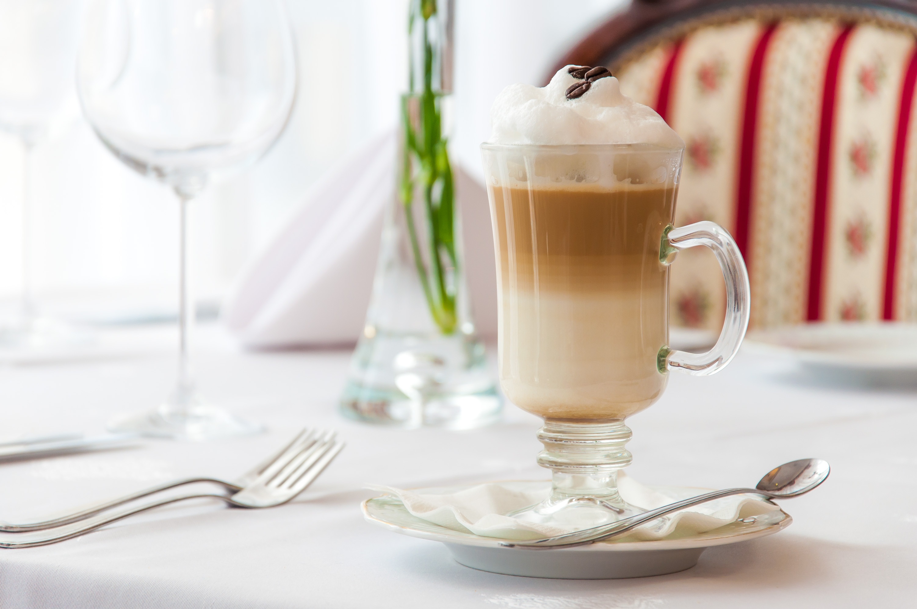 spoon, glass, coffee, 2K, latte, coffee - drink, silver, clear, plate, no people, restaurant, indoors, household equipment, glass - material, mug, drinking Glass, HD Wallpaper