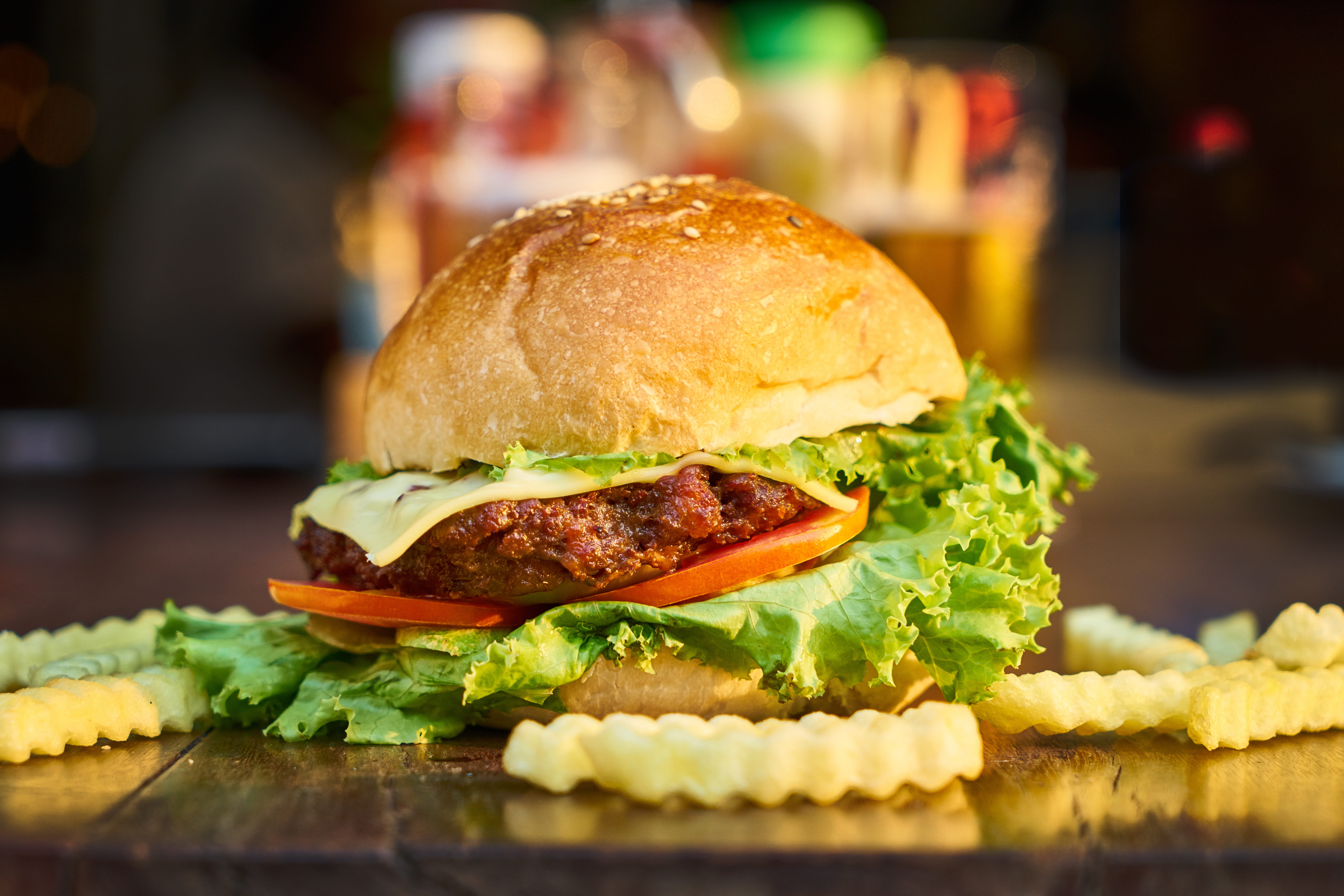 indoors, bread, blur, sandwich, focus, close-up, meal, take out food, french fries, pub food, bar counter, bun, burger, freshness, ready-to-eat, focus on foreground, HD Wallpaper
