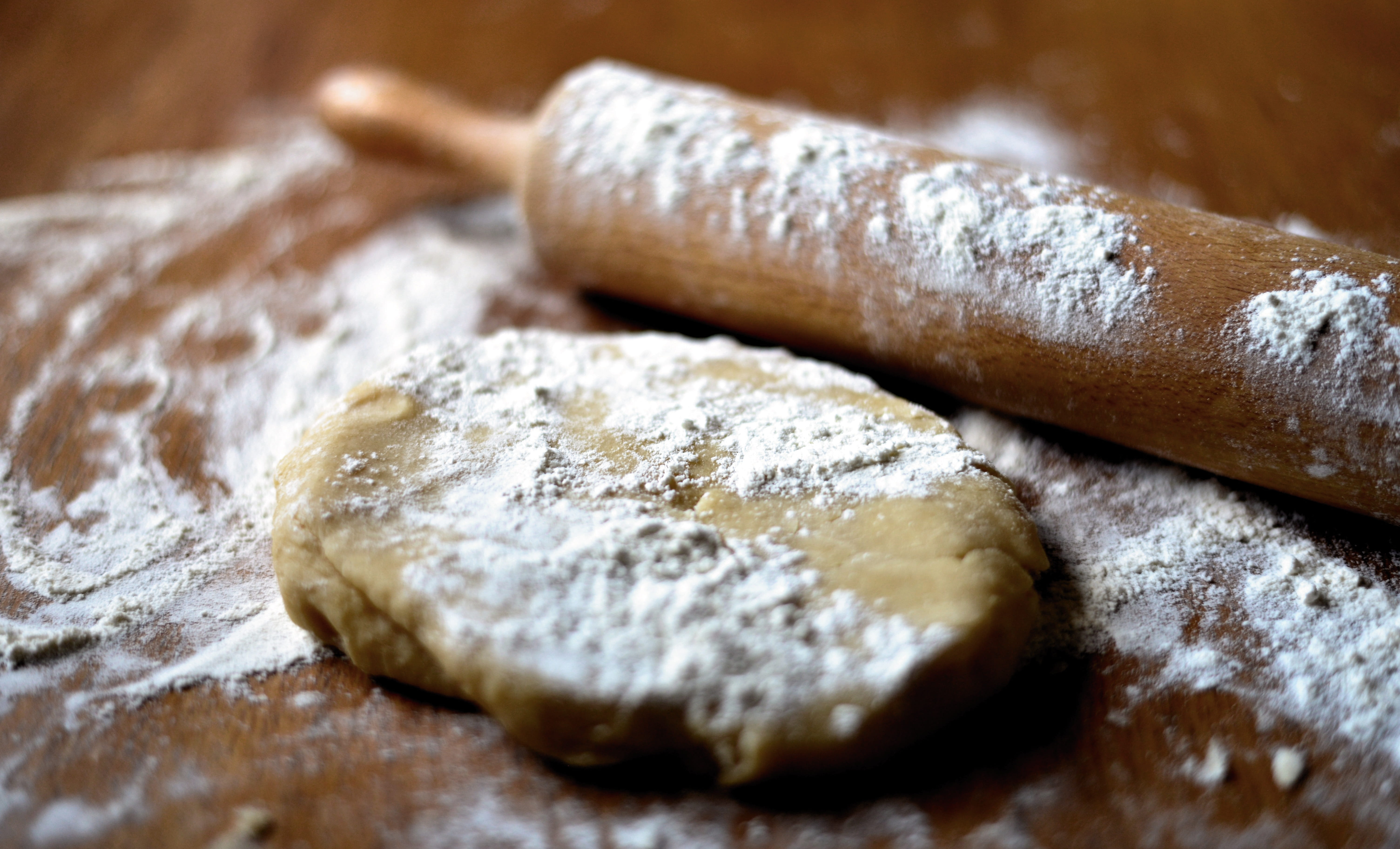 italian food, kitchen utensil, cake mix, food and drink, roll of dough, close-up, preparation, 5K, table, cake, dough, homemade, no people, selective focus, HD Wallpaper
