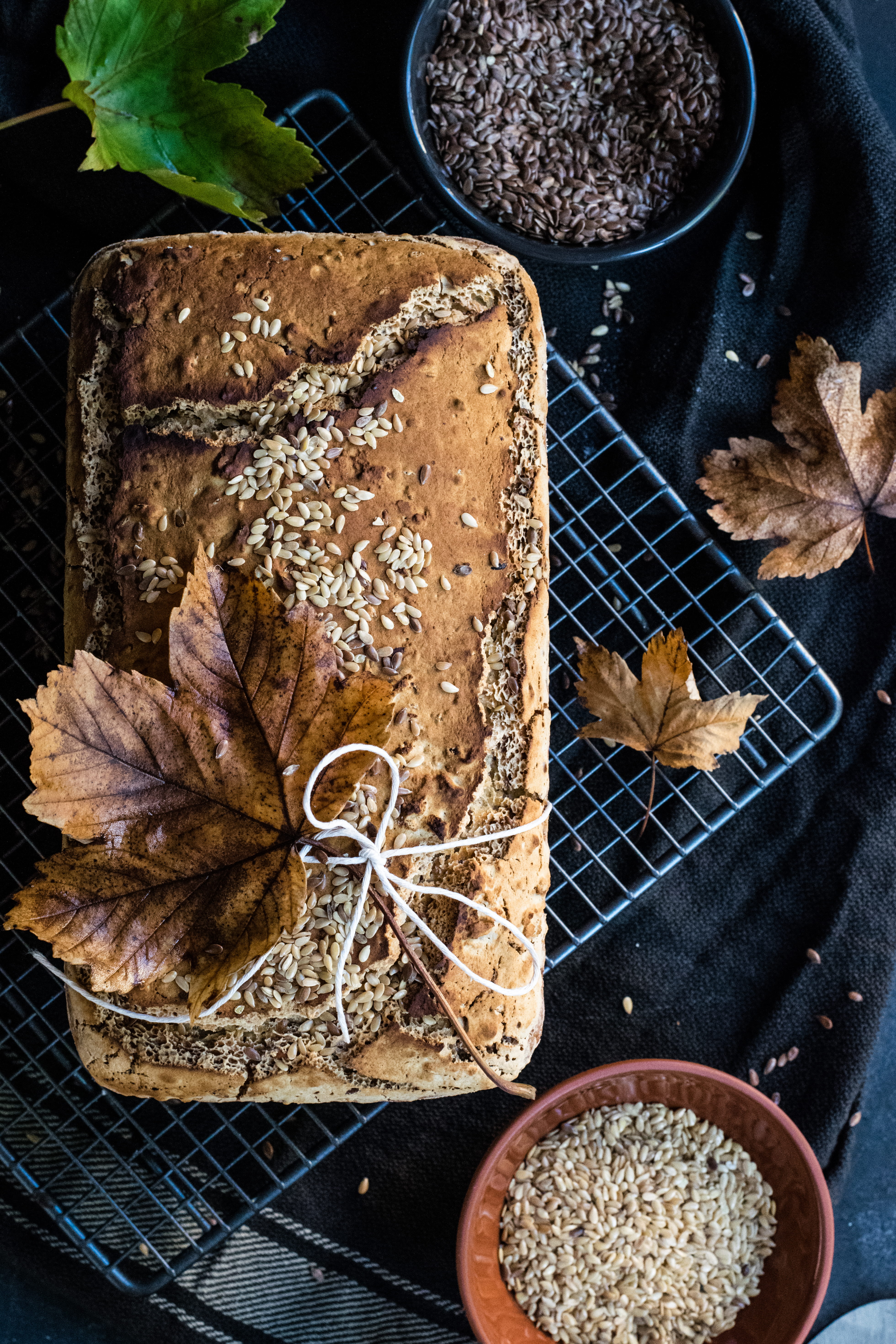 breakfast, seeds, fall, baked, leaf, seed, bread, 5K, directly above, sesame, baking, food and drink, loaf of bread, freshness, brown, still life, bowls, Phone HD Wallpaper