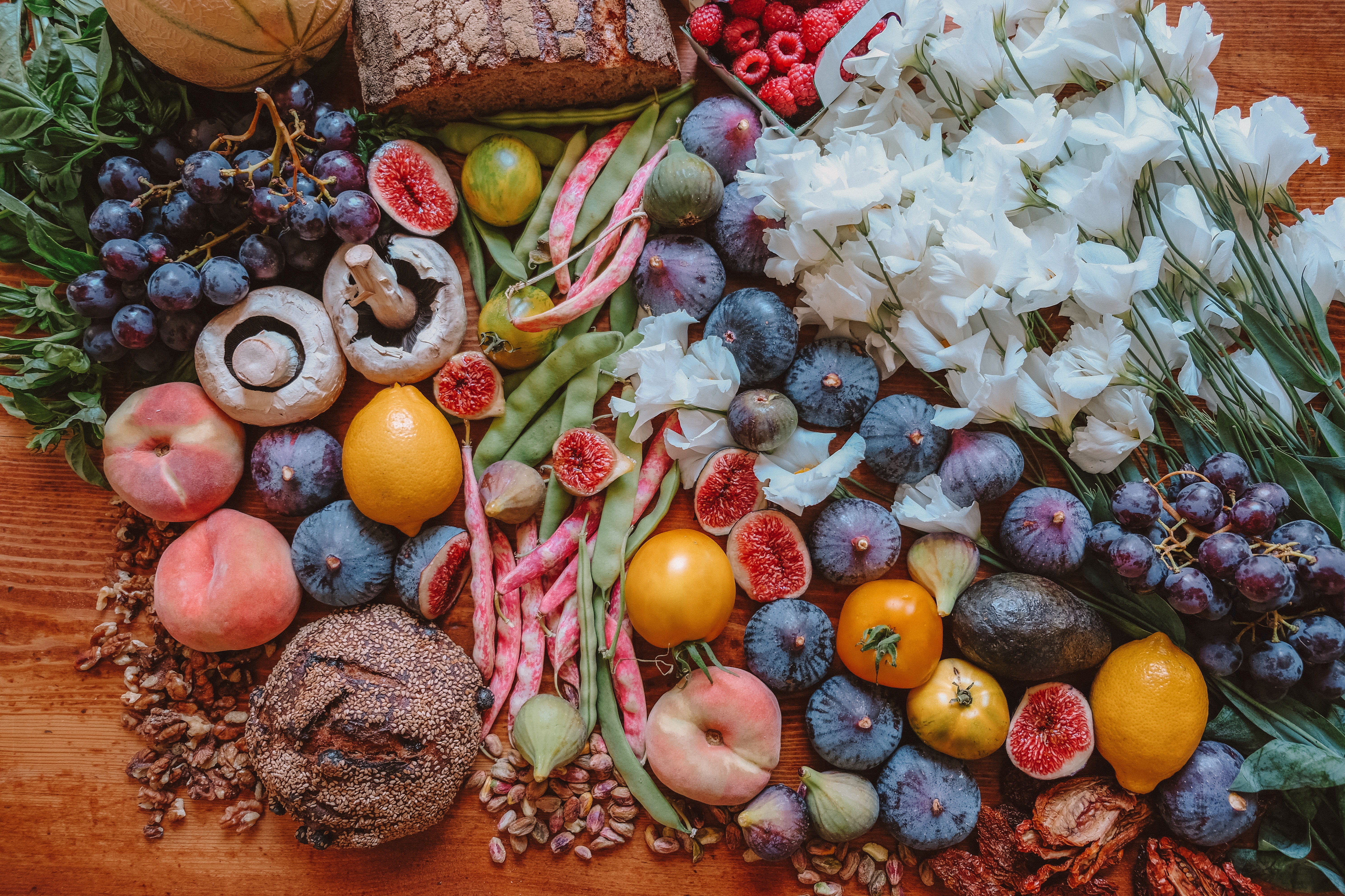 assorted, rustic, vegetable, winter, close-up, holiday, variation, red, bread, ornate, nature, table, brown, freshness, 5K, christmas, cultures, organic, HD Wallpaper
