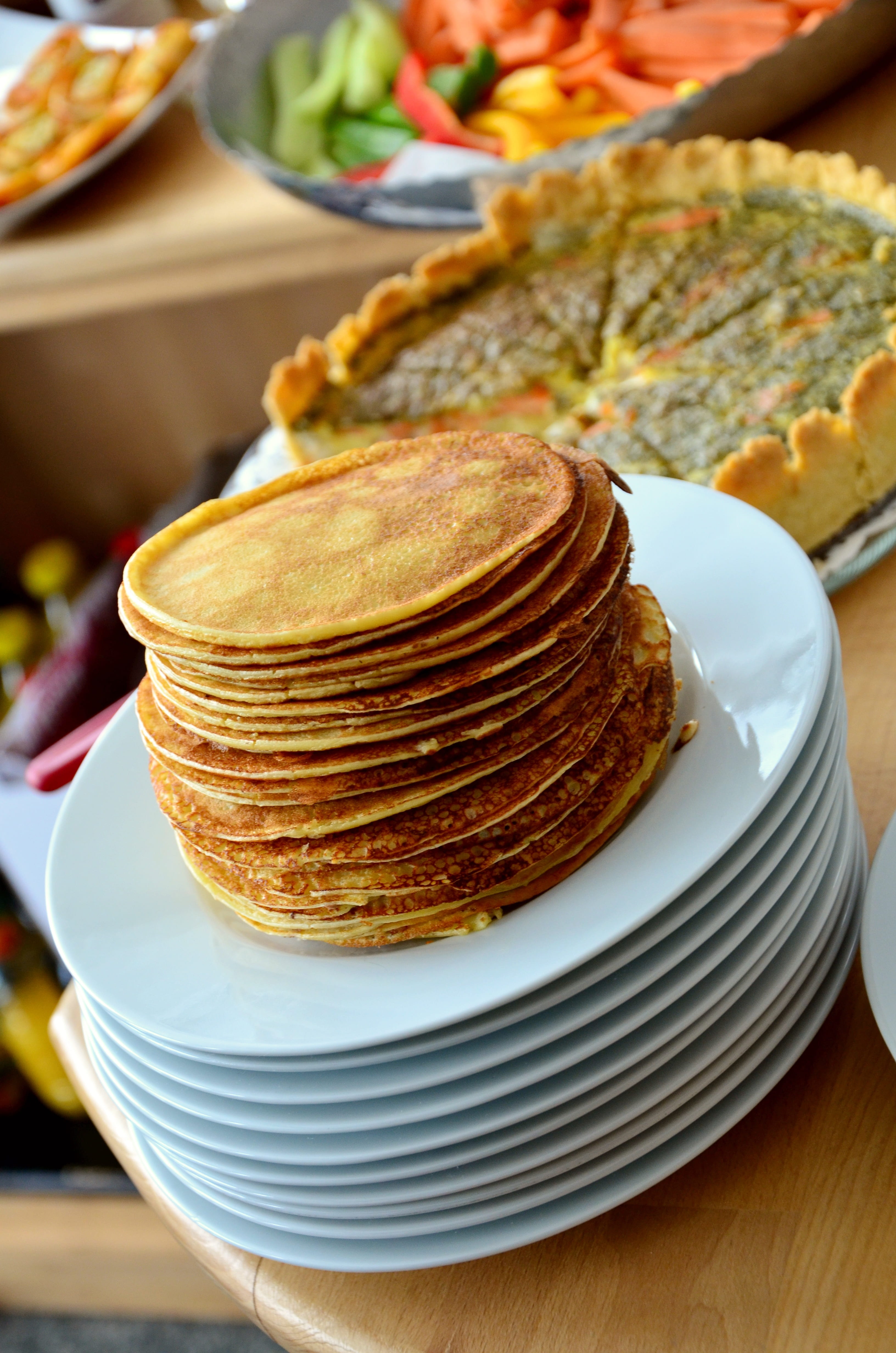 snack, indulgence, ceramic, eat, breakfast, plate, crepes, ready-to-eat, healthy eating, round, food and drink, temptation, table, garnish, party, white, Phone HD Wallpaper