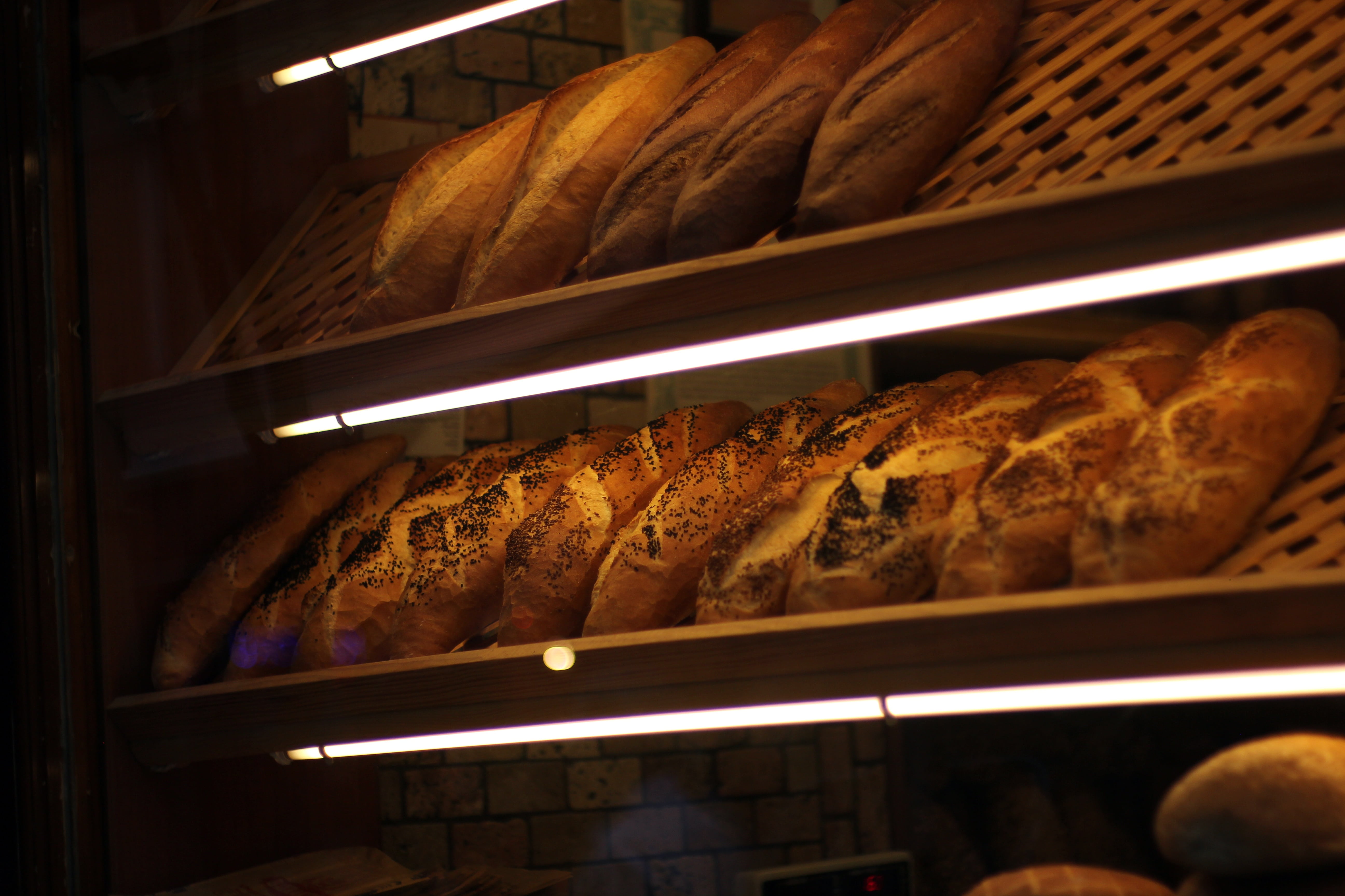 store, shelf, retail, large group of objects, choice, illuminated, close-up, bread, baker - Occupation, 5K, no people, variation, food, display cabinet, HD Wallpaper