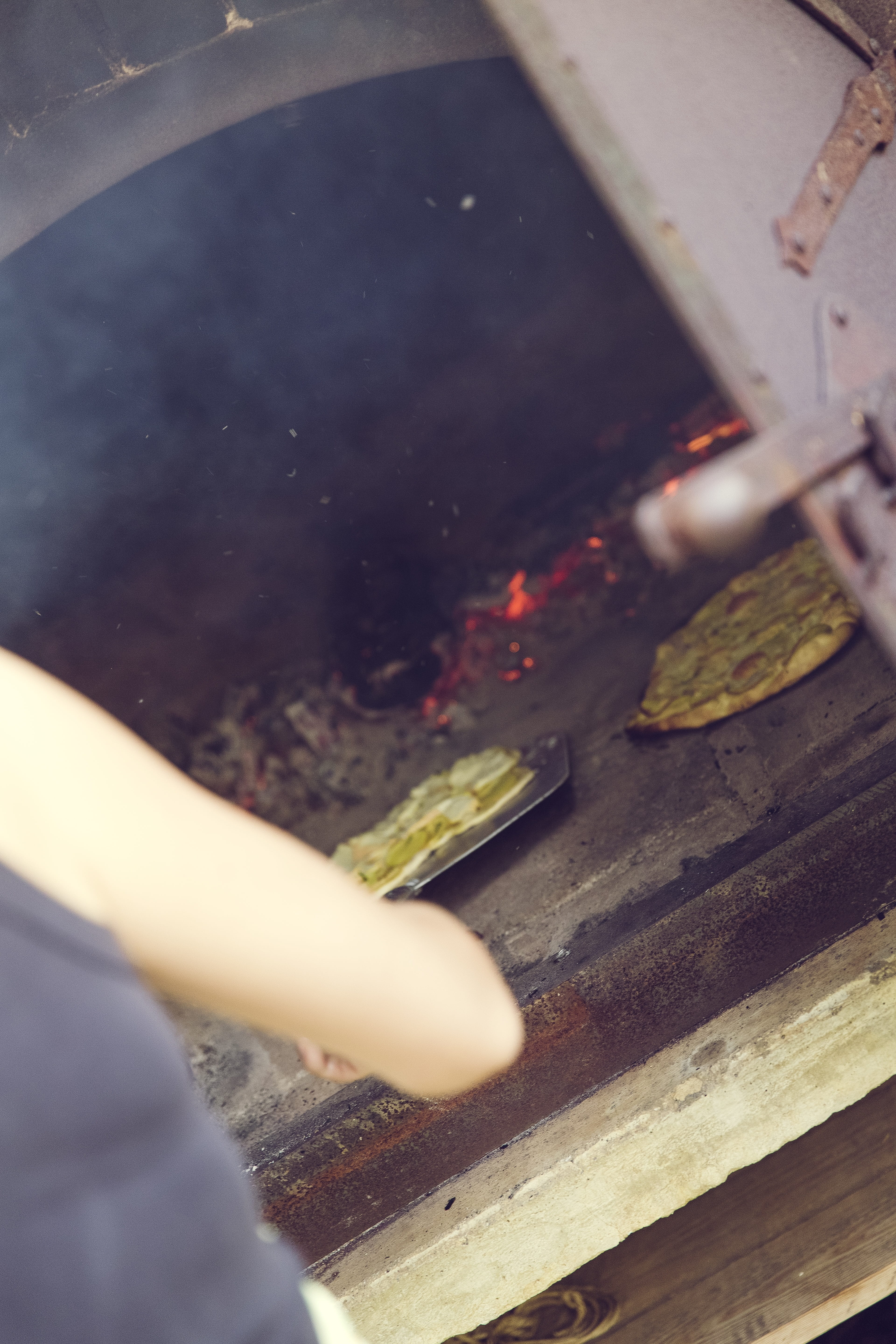 preparing food, pizzeria, Oven, human body part, pizza, fire - natural phenomenon, real people, wood - material, scalloped, freshness, one person, wood fired pizzas, Phone HD Wallpaper