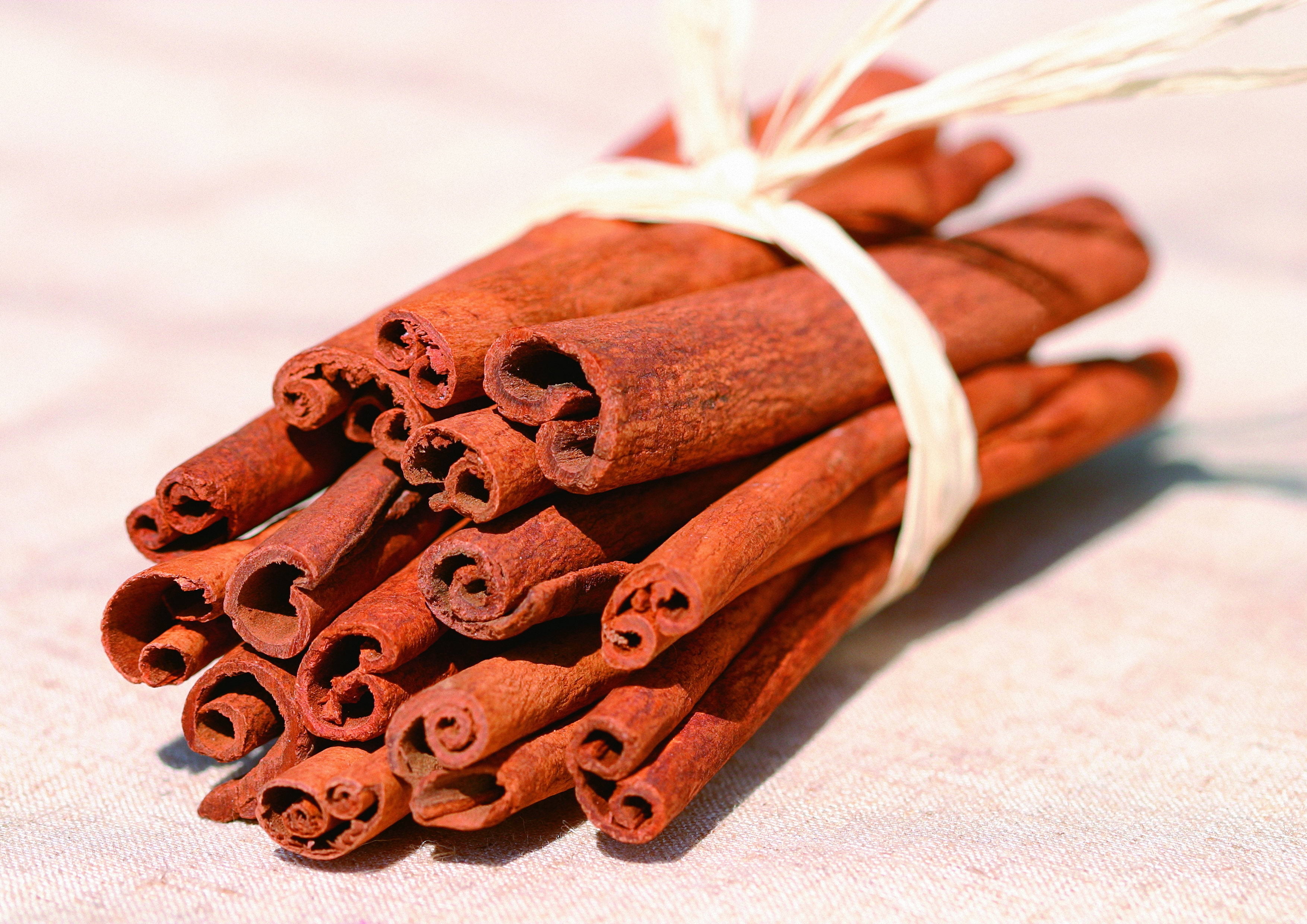 wood - Material, brown, bundle, tube, snack, sticks, cookie, backgrounds, holiday, indoors, decoration, focus on foreground, celebration, close-up, ligament, HD Wallpaper
