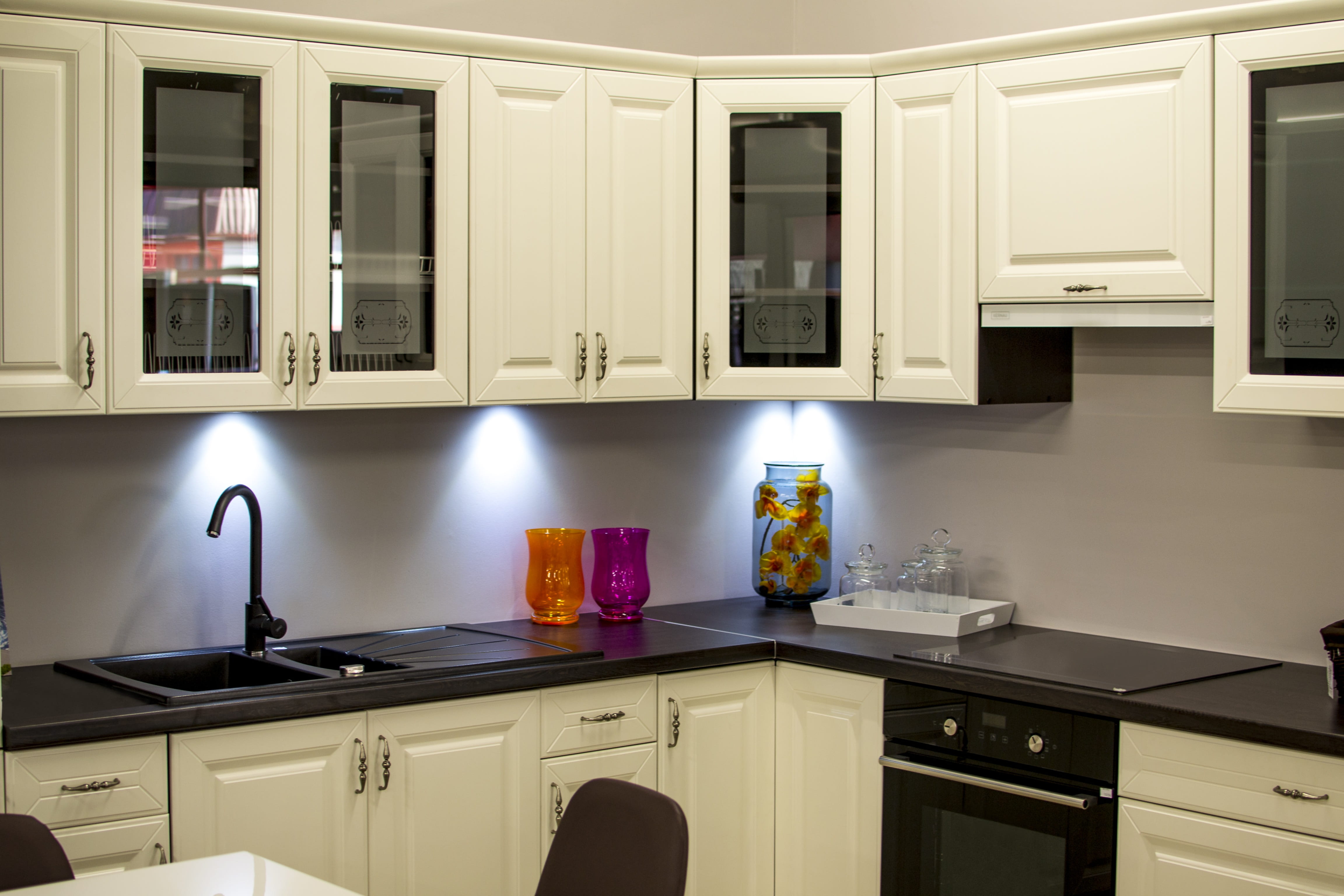 appliance, cabinet, stove, home, domestic room, indoors, kitchen counter, wealth, luxury, domestic kitchen, ergonomics, architecture, black, culinary arts, HD Wallpaper
