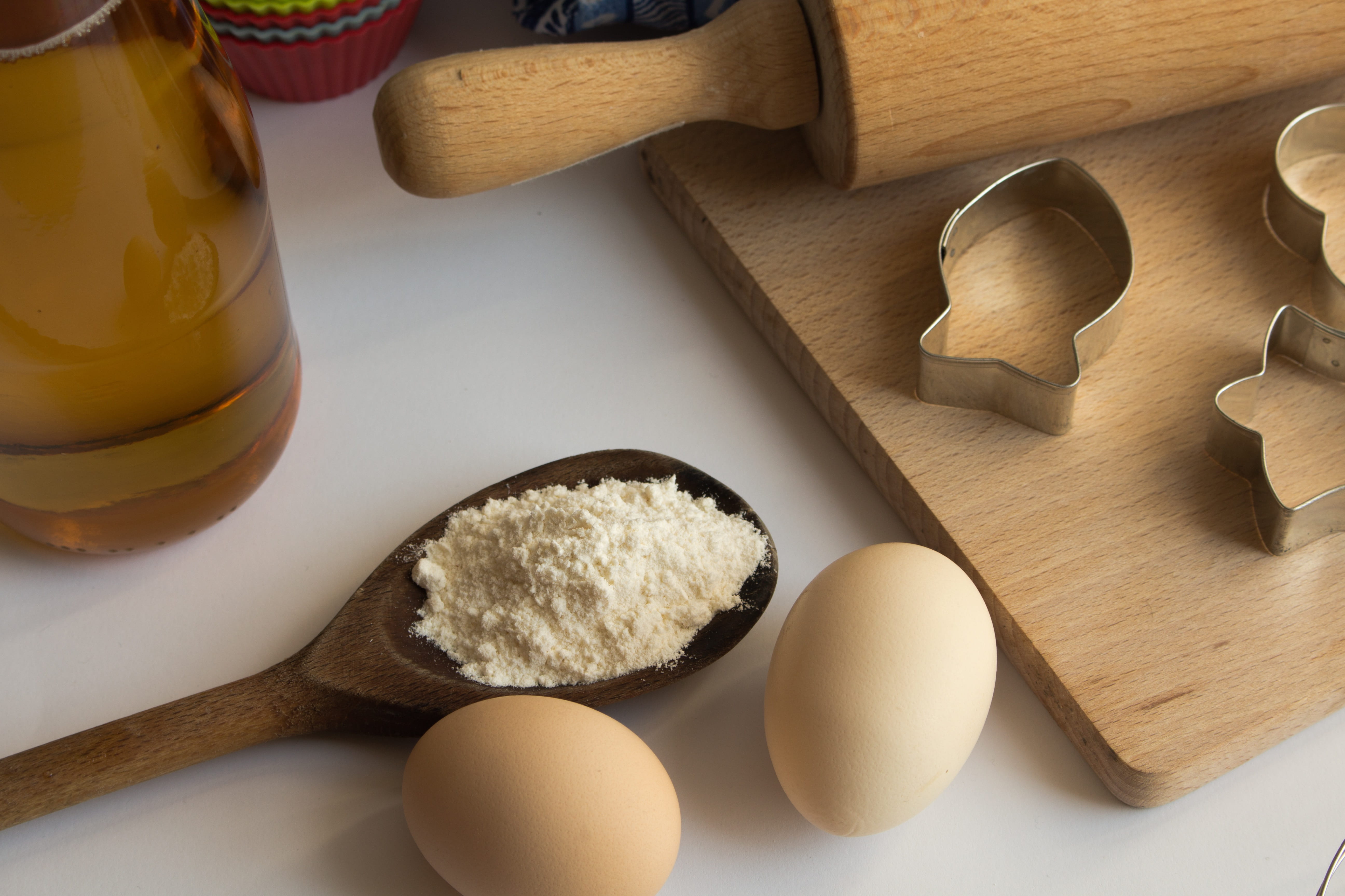 table, freshness, preparing food, preparation, traditional, culinary arts, ingredient, high angle view, wellbeing, food and drink, rolling pin, egg yolk, HD Wallpaper