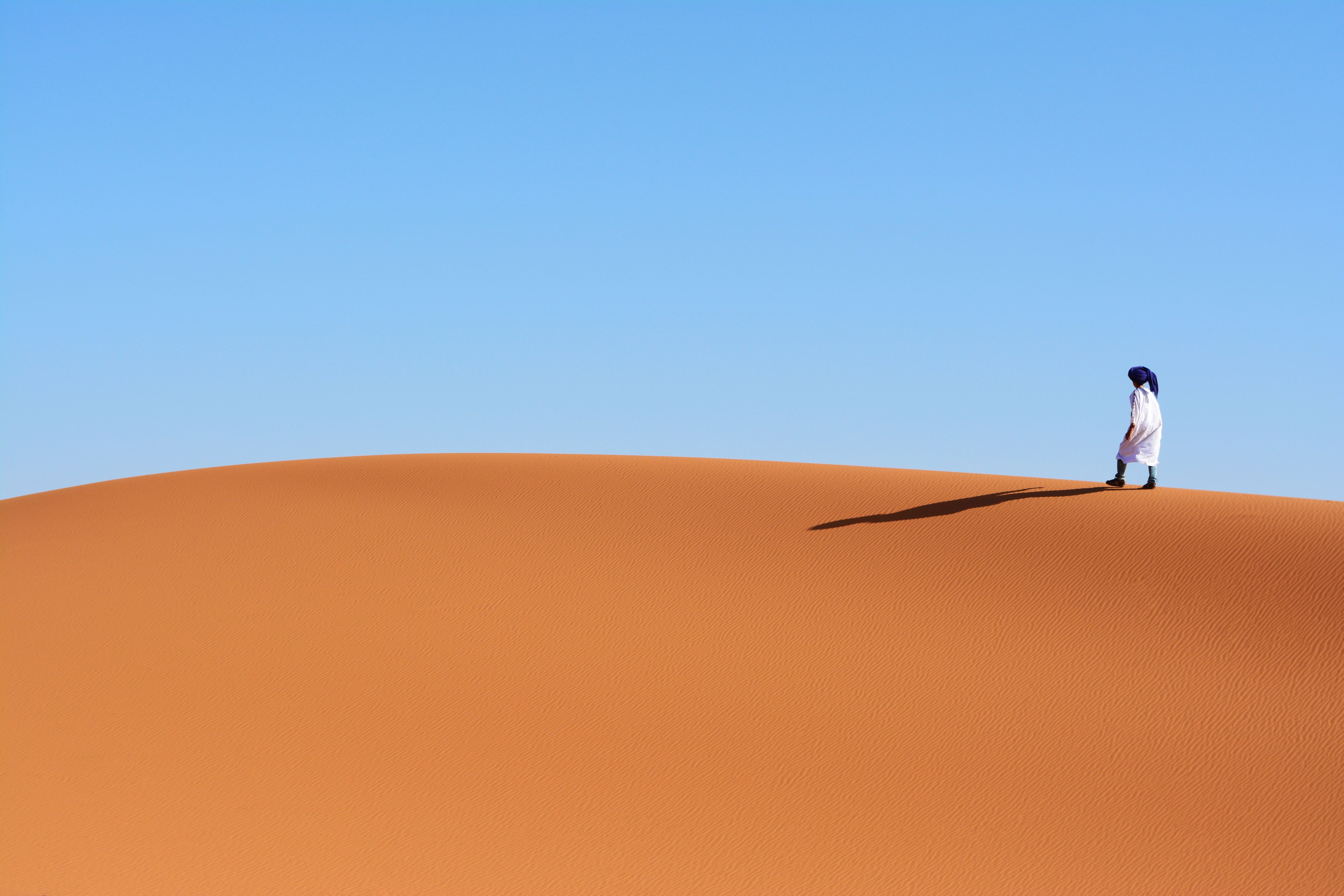 loneliness, horizontal, remote, arid climate, environment, copy space, outdoors, sky, sand dune, one person, nature, landscape, desert, 5K, more hot, trip, HD Wallpaper