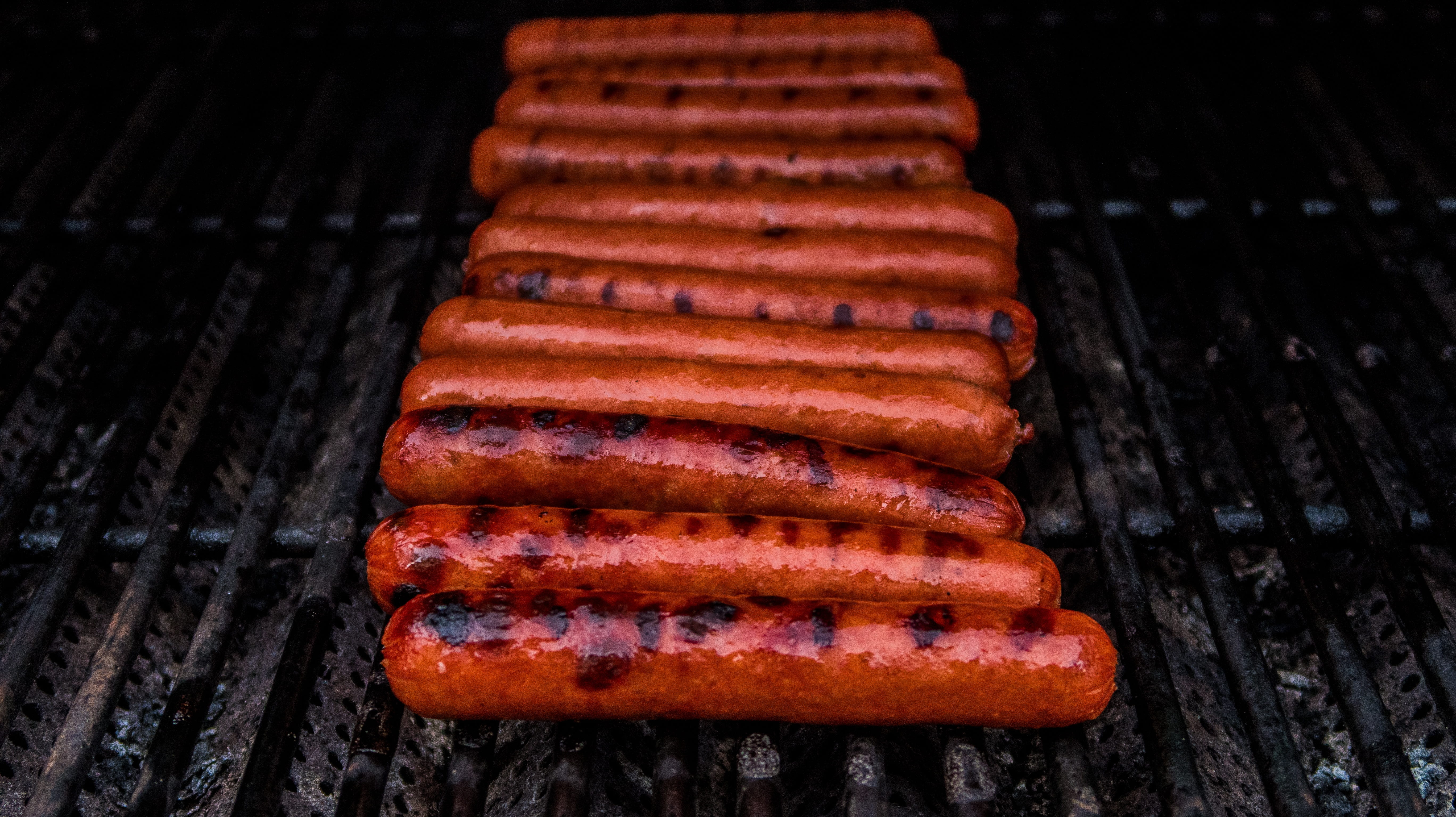 healthy eating, grilled, preparing food, wellbeing, processed meat, food, meat, beef, snack, grill, bbq, no people, preparation, freshness, grilling, red meat, HD Wallpaper