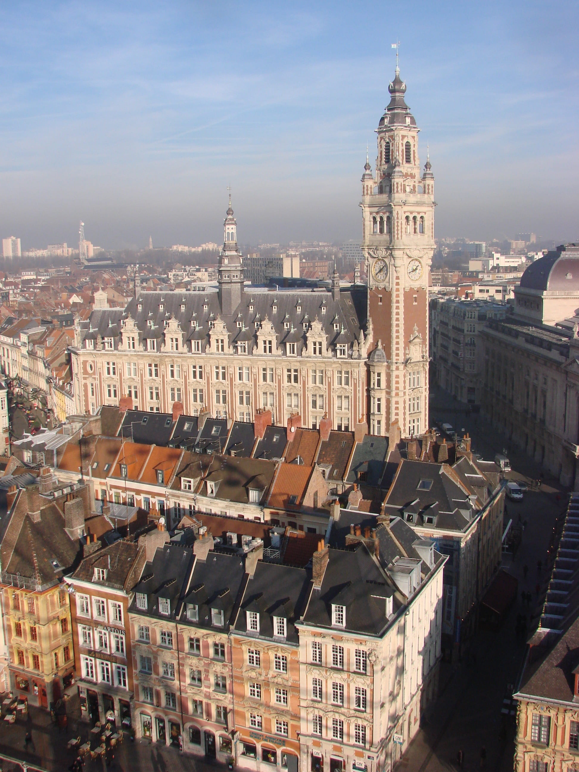 architecture, city, place of worship, outdoors, building exterior, north, tower, great place, day, built structure, sky, nature, france, spire, residential district, Phone HD Wallpaper