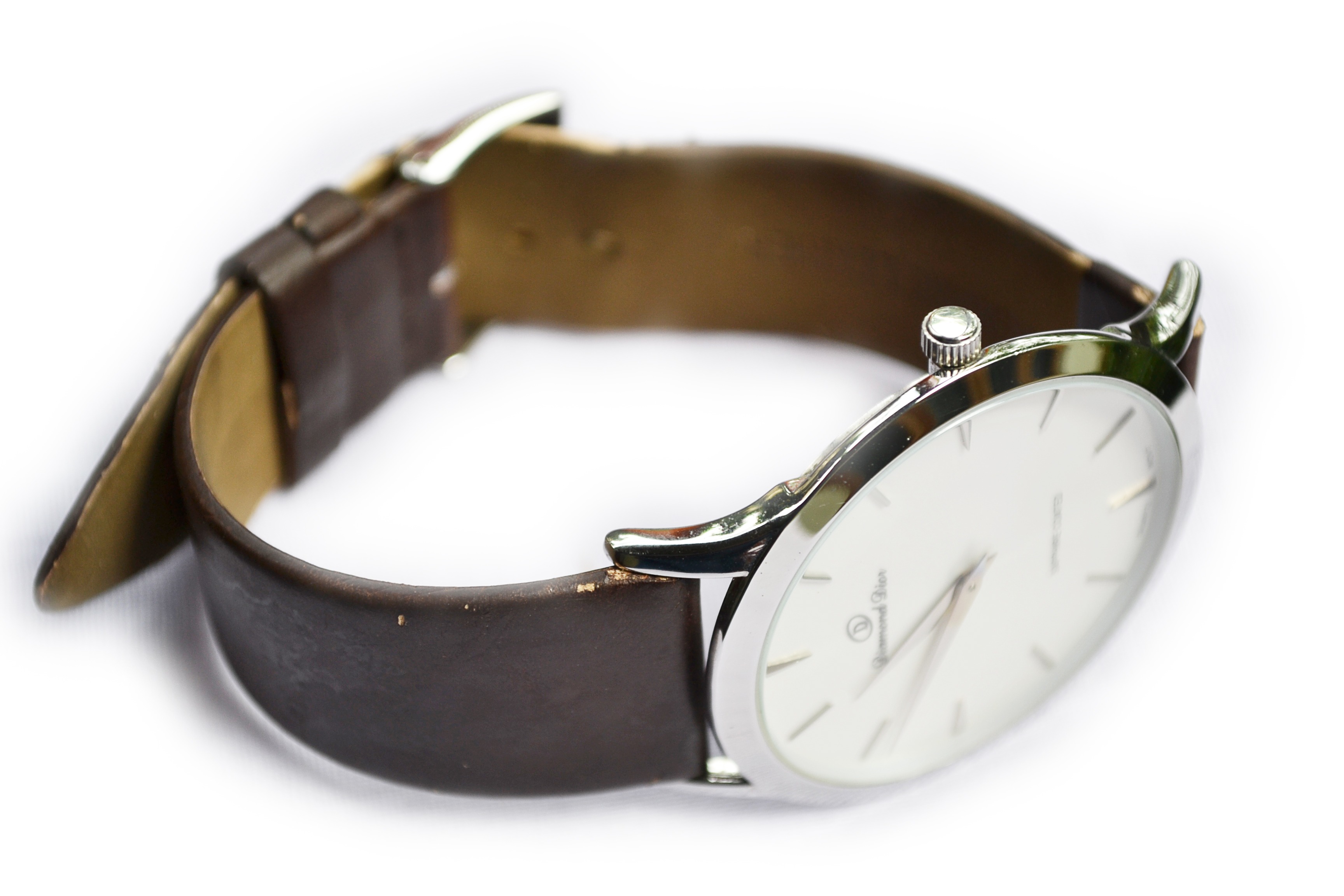 sri lanka, strap, ceylon, colored, time, pocket watch, analog, white background, clock, minute hand, menswear, still life, checking the time, glossy, instrument of time, HD Wallpaper