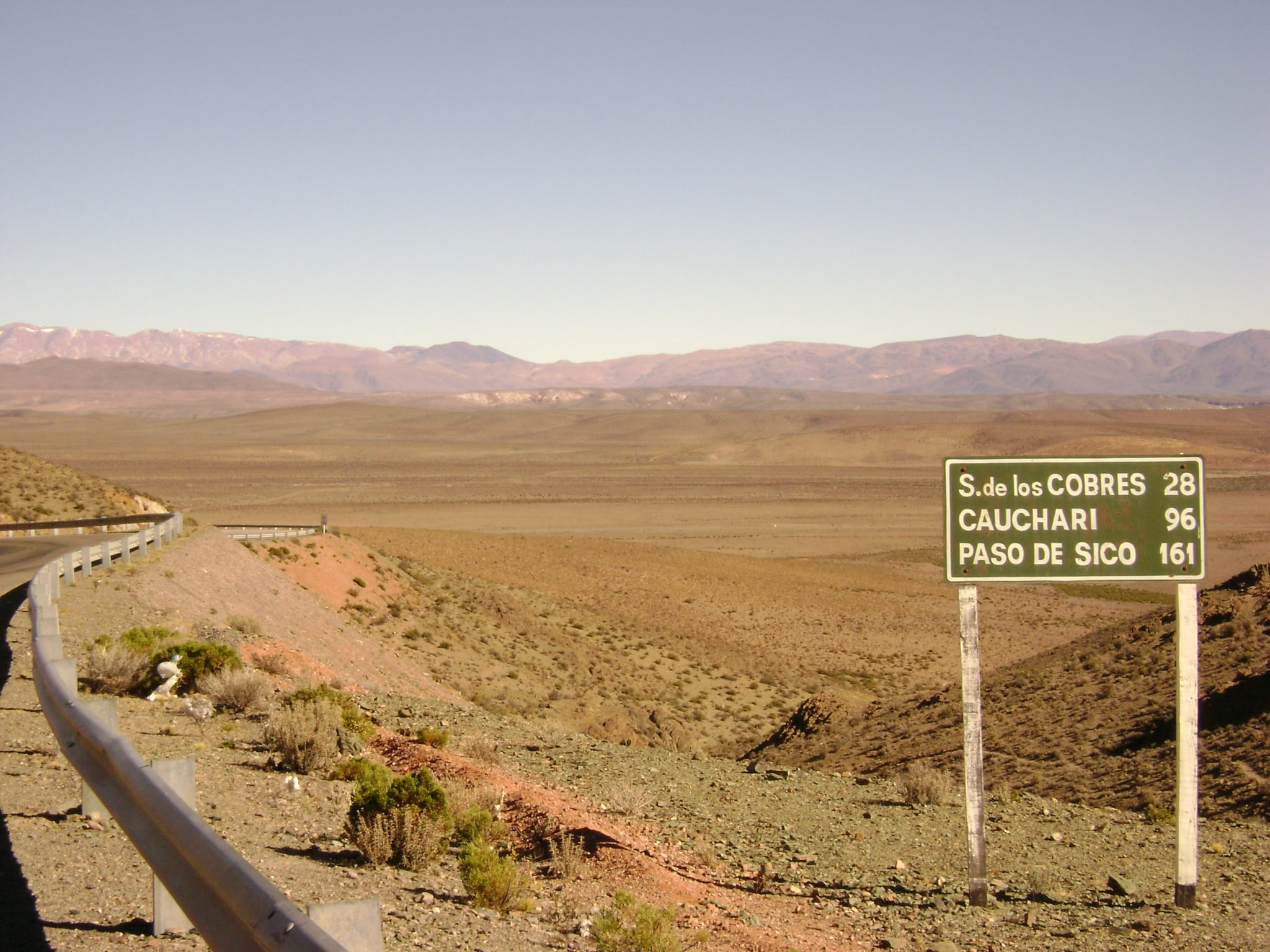 climate, desert, sign, arid Climate, day, argentina, view, landscape, land, communication, uSA, western script, travel, tranquility, road, guidance, environment, HD Wallpaper