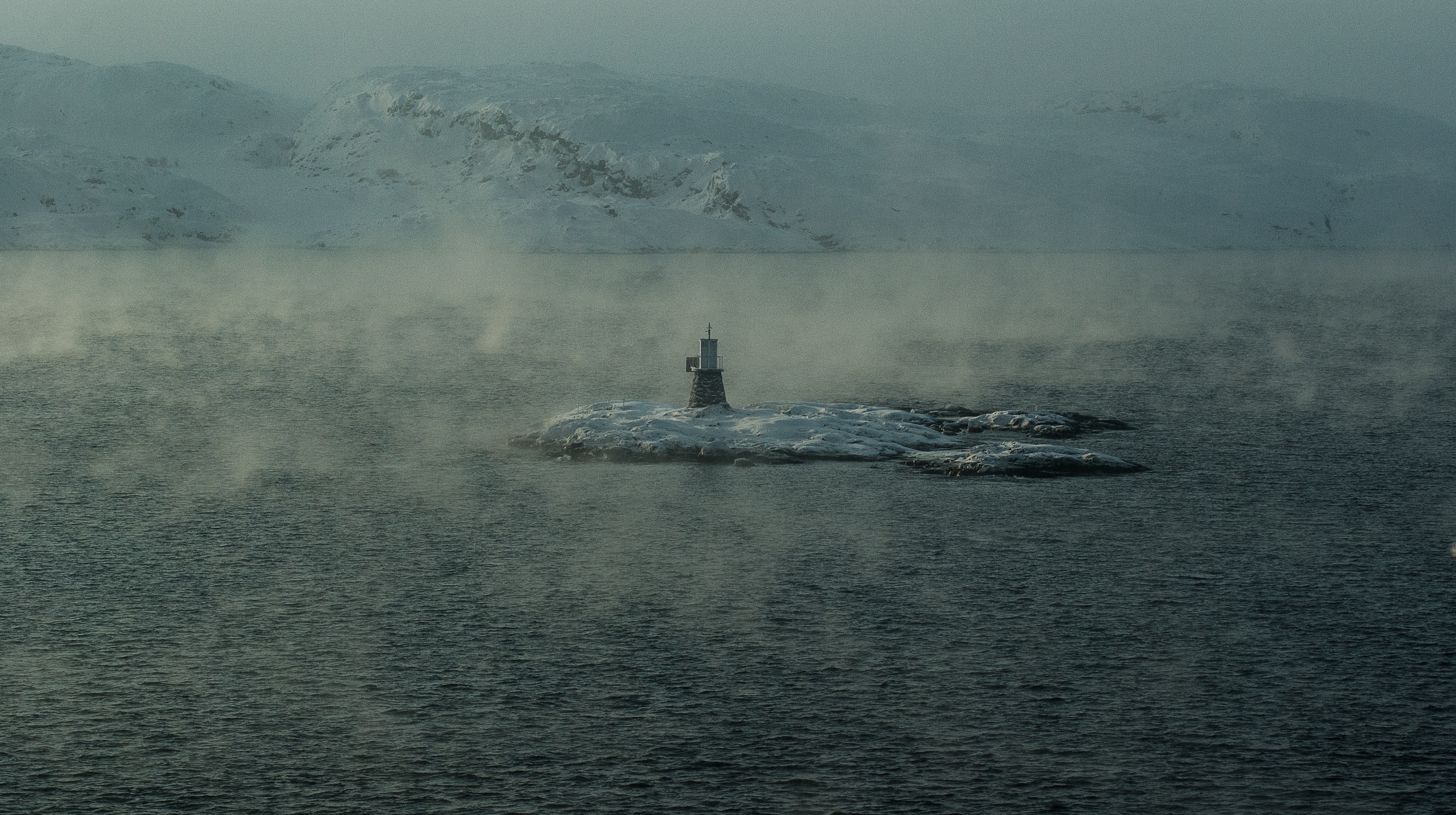 sea, textured effect, artic ocean, idyllic, norway, whale, non-urban scene, mist, tranquility, water, tranquil scene, outdoors, beauty in nature, nature, HD Wallpaper