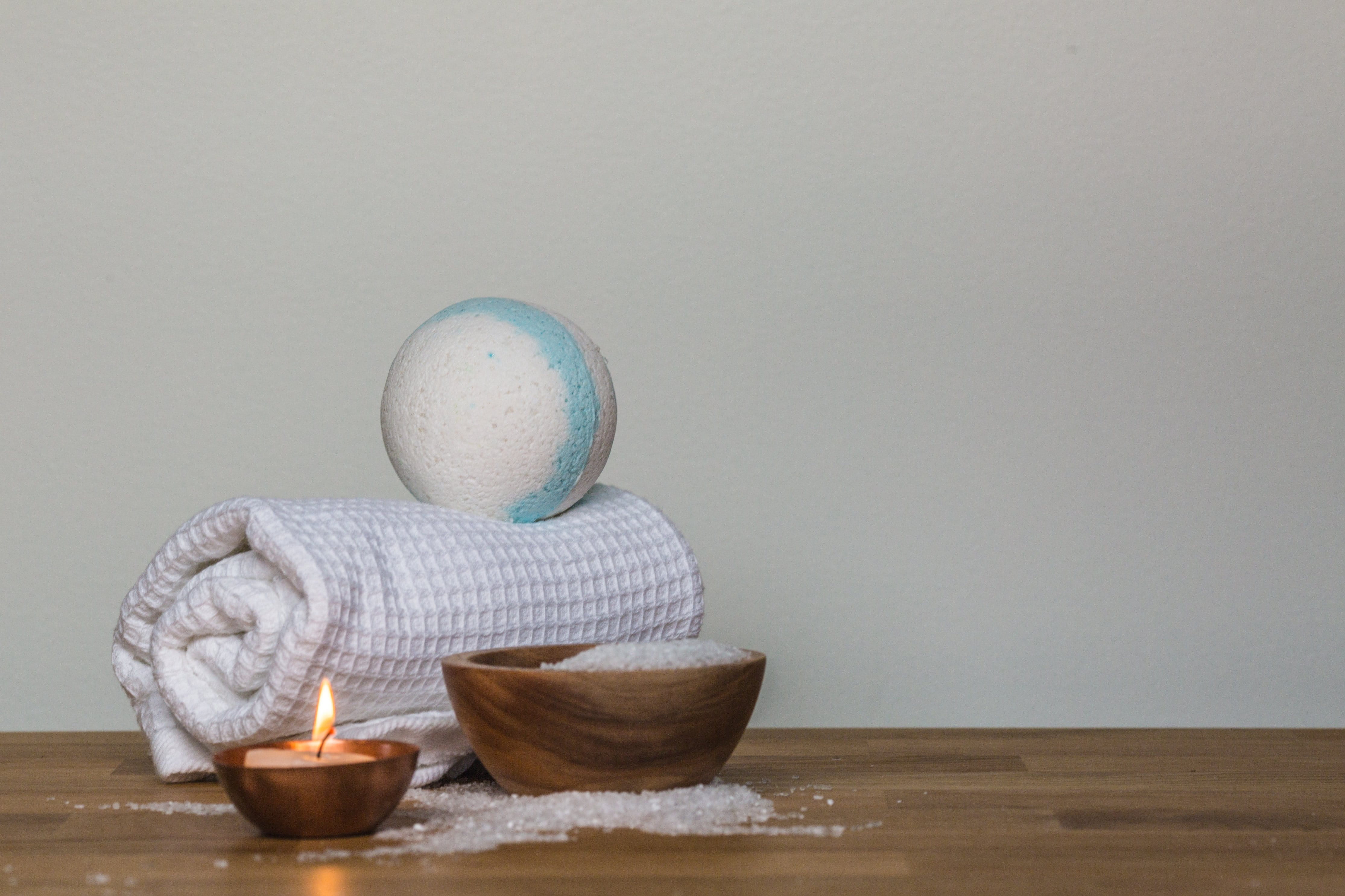 Makeup, healthy lifestyle, solid, Relax, nature, still life, fire, bowl, spa treatment, decoration, wellbeing, photo, Spa, 4K, table, no people, close-up, HD Wallpaper
