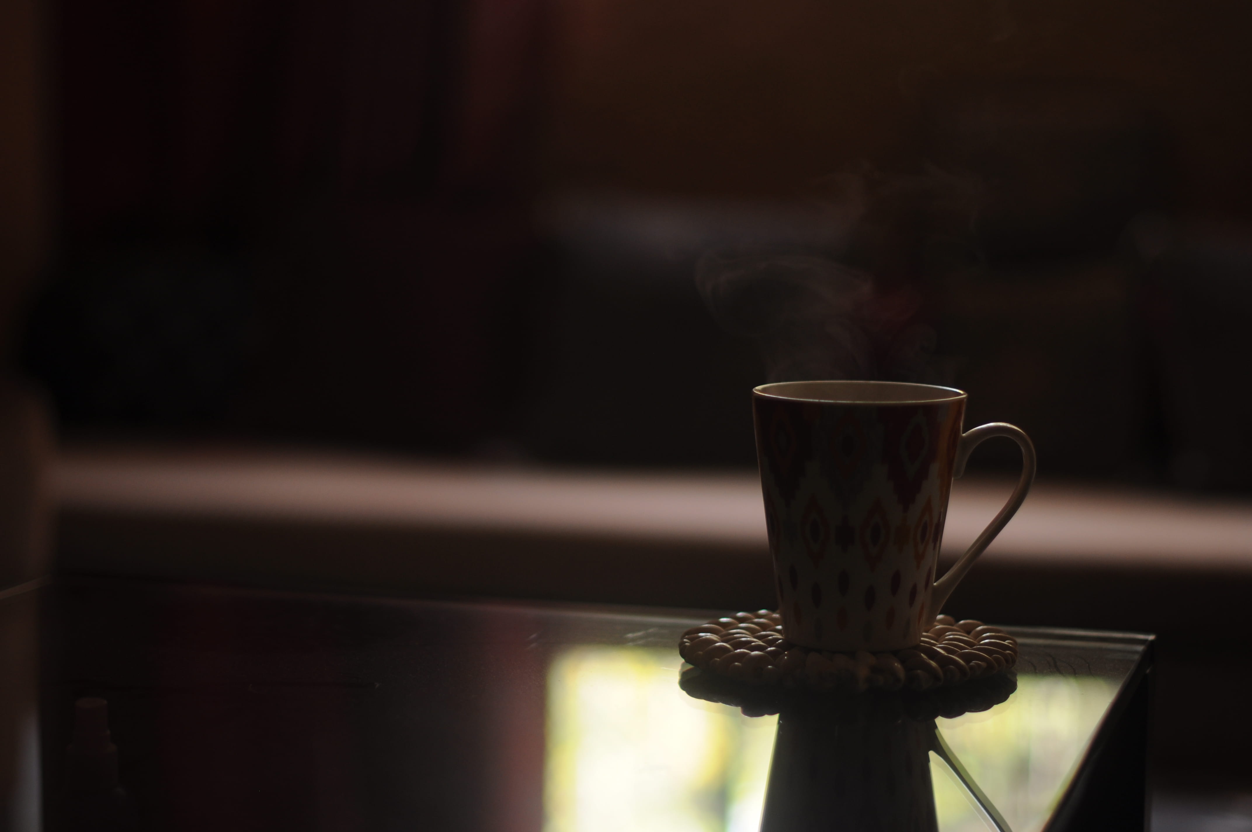 coffee - drink, tea time, thoughts, yoga, selective focus, cup, 4K, herbal tea, holiday, steam, tea cup, relax, coffee cup, table, rest, smoke - physical structure, HD Wallpaper