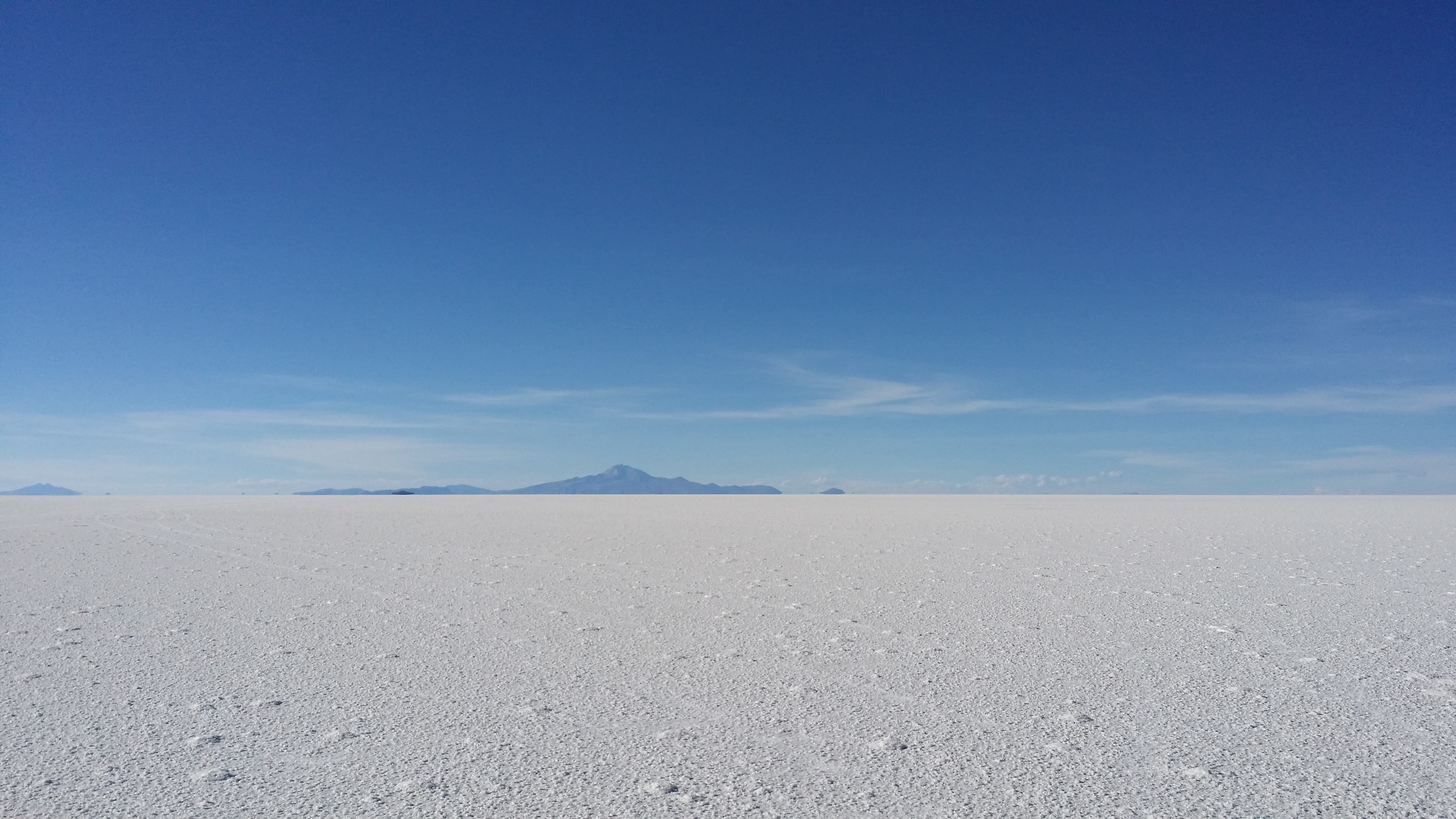 blue, scenics - nature, sand, scenics, desert, salt desert, tranquility, sky, milk teeth, beauty in nature, arid climate, white, bolivia, time, horizon, HD Wallpaper