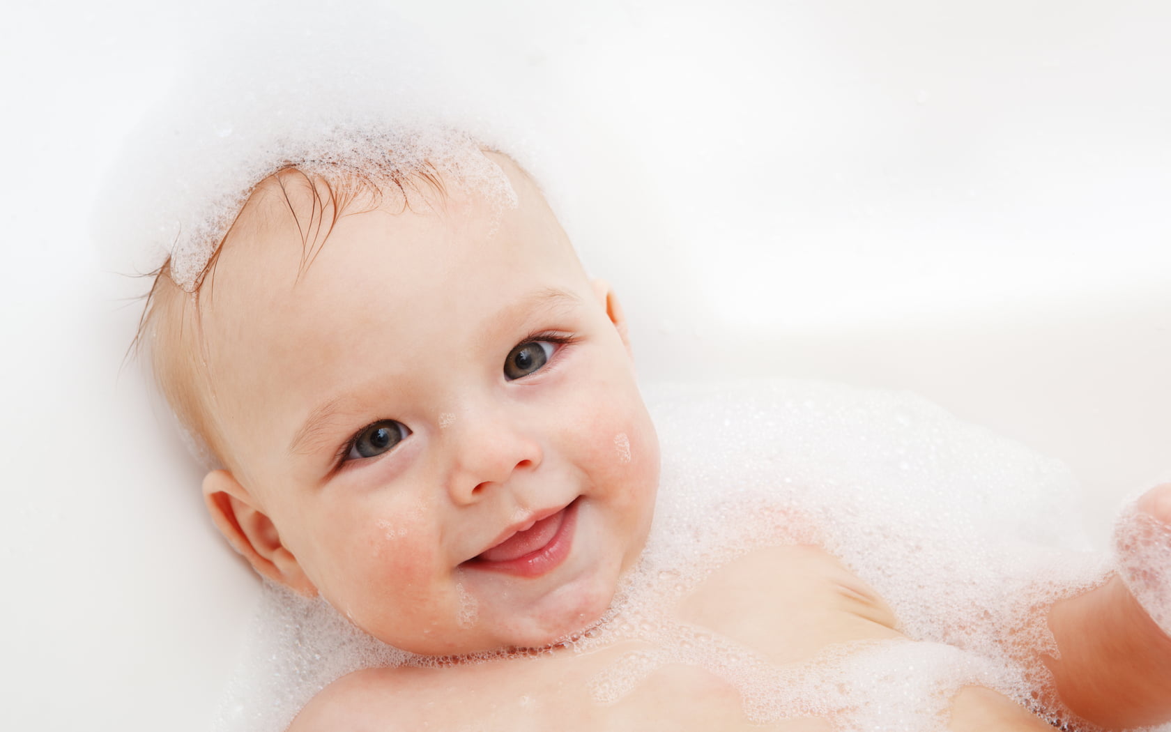 face, home, taking a bath, happiness, indoors, portrait, bubble bath, smiley face, child, happy boy, headshot, young, smiling, bathtub, innocence, bathroom, HD Wallpaper