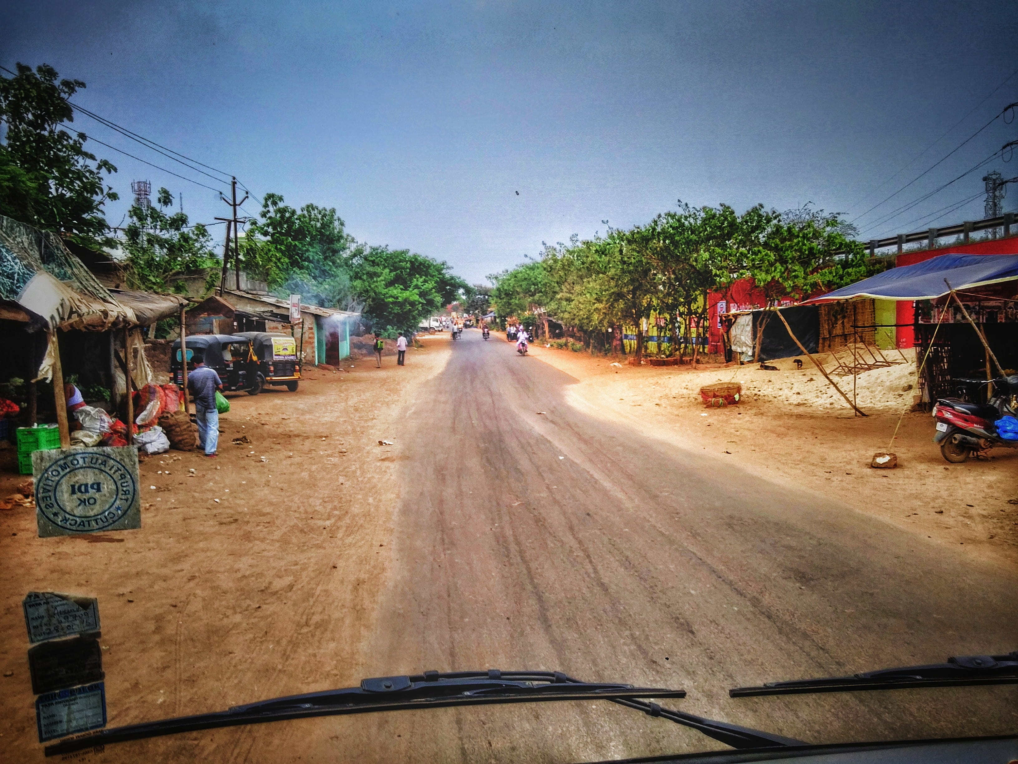 street, bhubaneswar, city, tree, day, the way forward, road, direction, men, incidental people, 2K, outdoors, sky, mode of transportation, transportation, HD Wallpaper