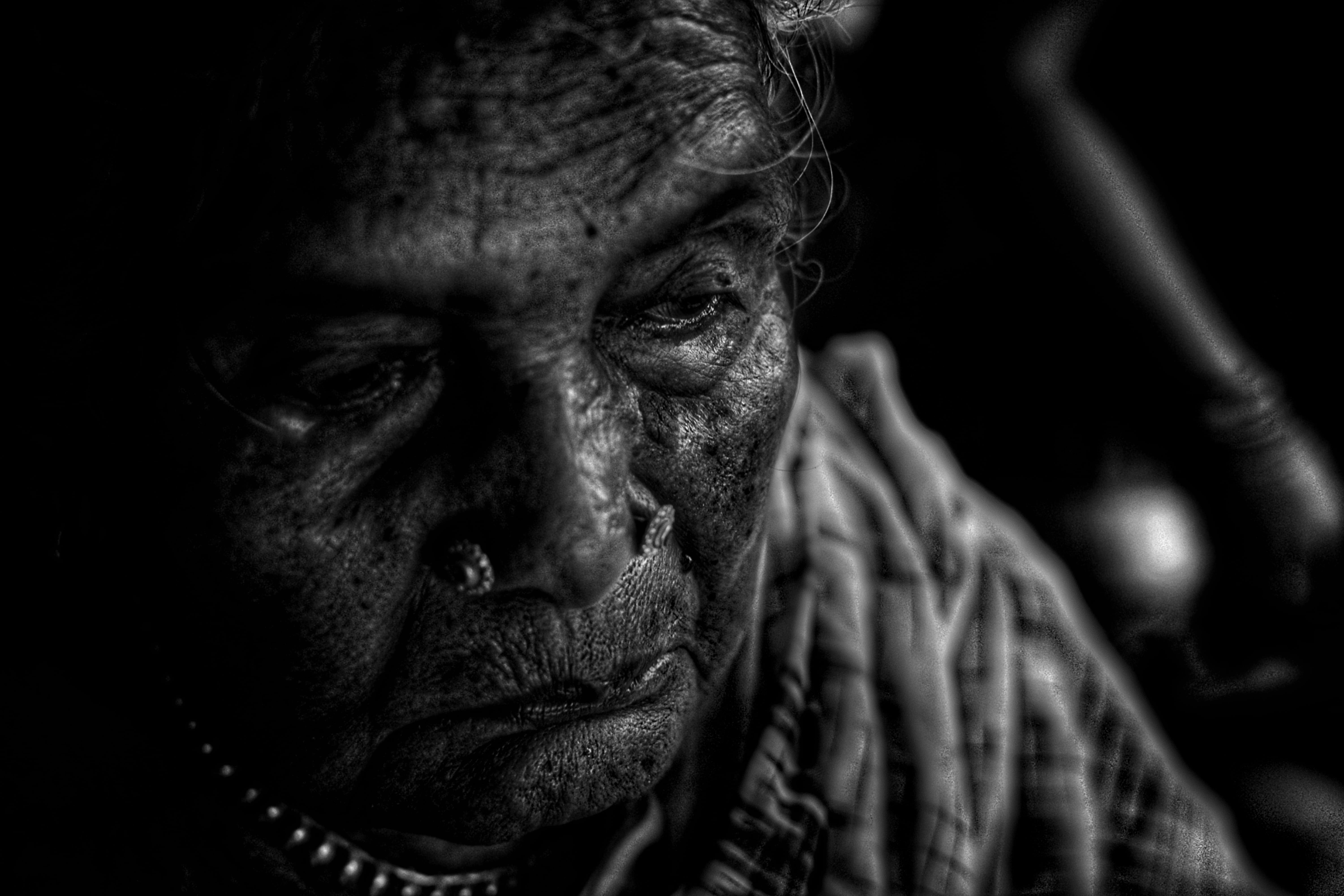 contemplation, lifestyles, senior adult, looking, looking away, one person, real people, bhubaneswar, beard, men, indoors, focus on foreground, portrait, HD Wallpaper