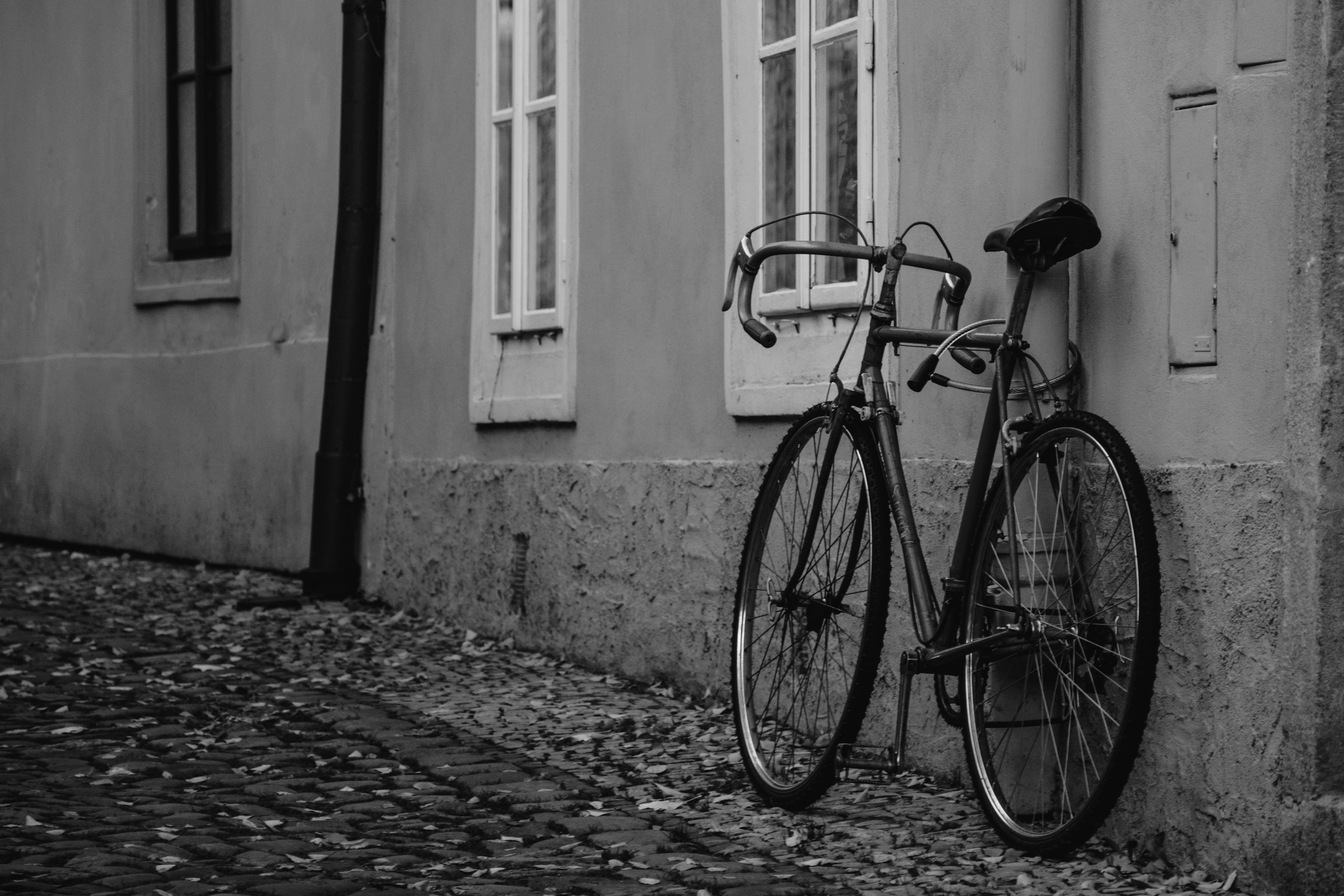 architecture, wall - building feature, outdoors, city, street, mode of transportation, no people, 4K, old, land vehicle, bicycle, transportation, the streets of prague, HD Wallpaper