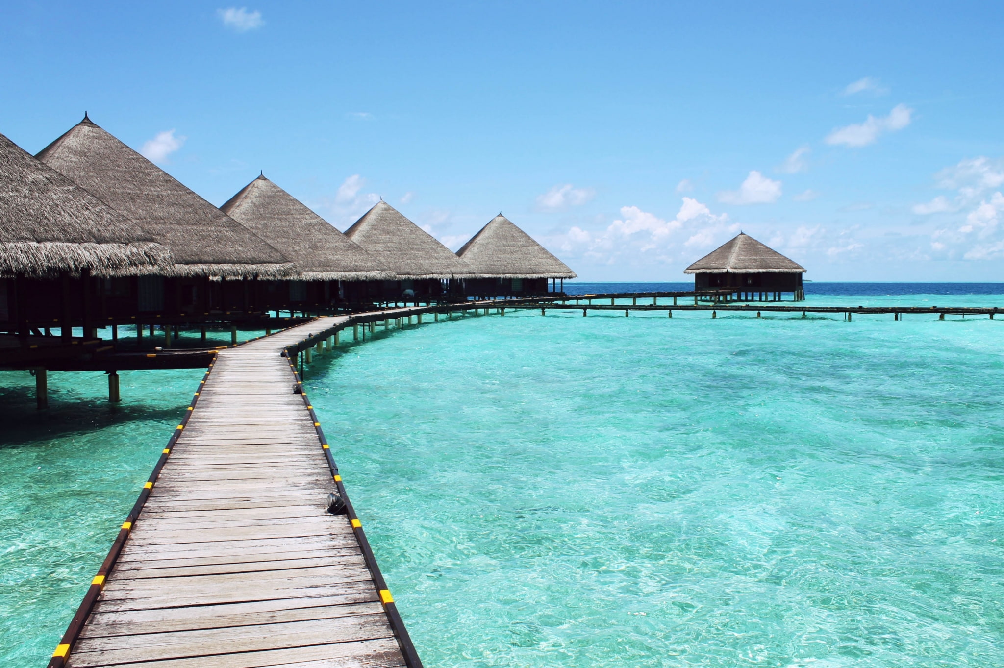 no people, stilt house, water, building, outdoors, swimming pool, beauty in nature, day, blue, nature, sea, turquoise colored, summer  pack 1080p hd, roof, HD Wallpaper