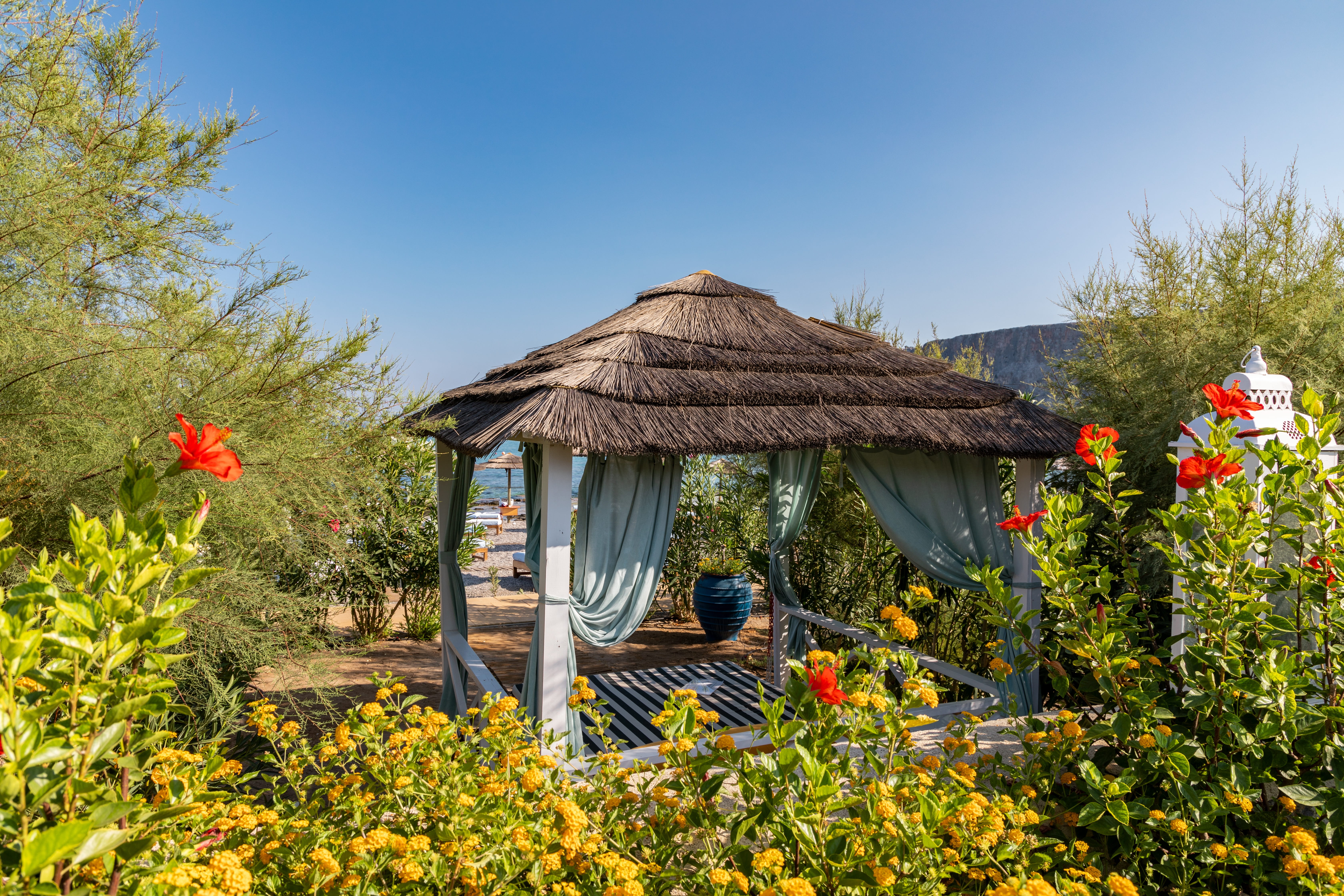 cottage, nature, no people, thatched roof, cabana, tranquility, tourism, travel destinations, building, holiday, plant, building exterior, blue, outdoors, HD Wallpaper