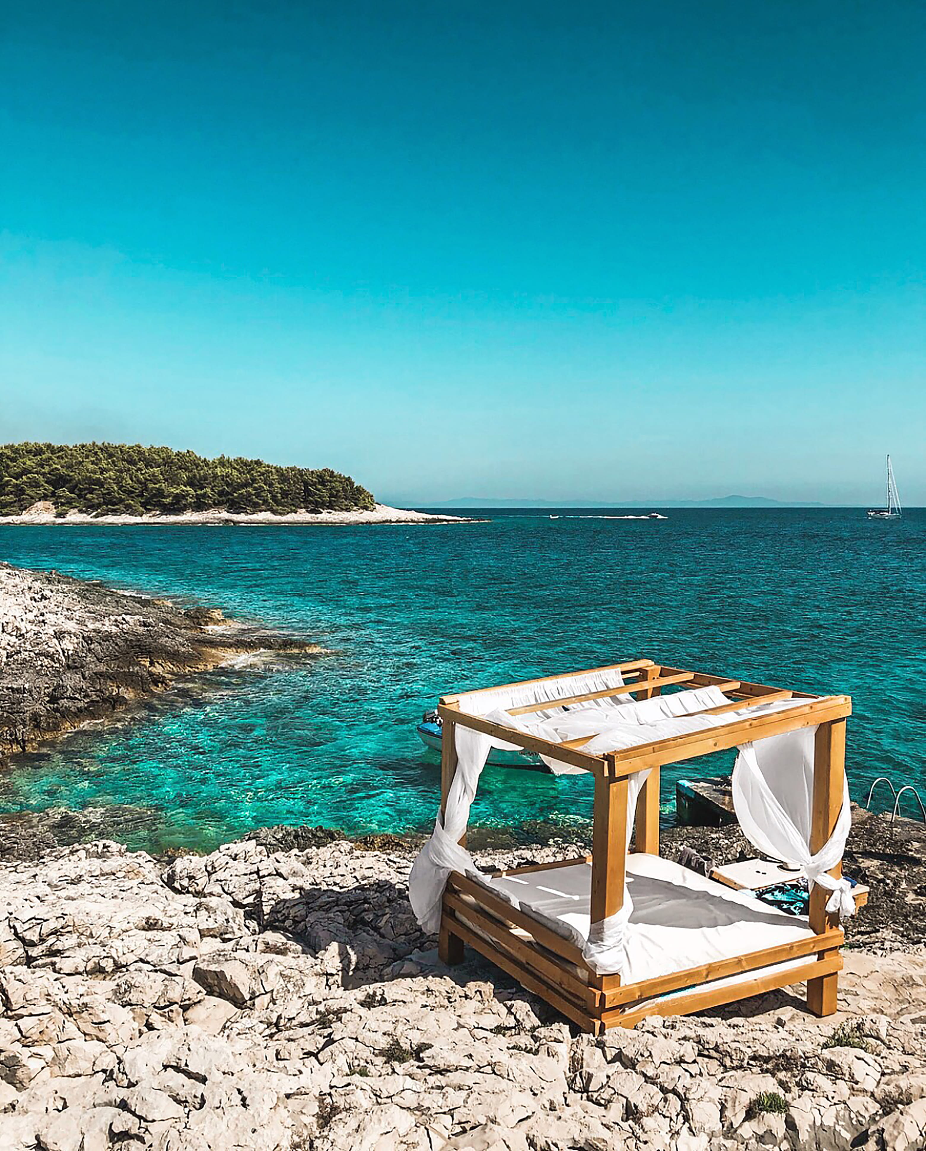 white, scenic, summer, clear sky, blue, rocks, chair, seashore, nearby, horizon over water, sea, 4K, high angle shot, blue water, sun, shore, tranquil scene, Phone HD Wallpaper