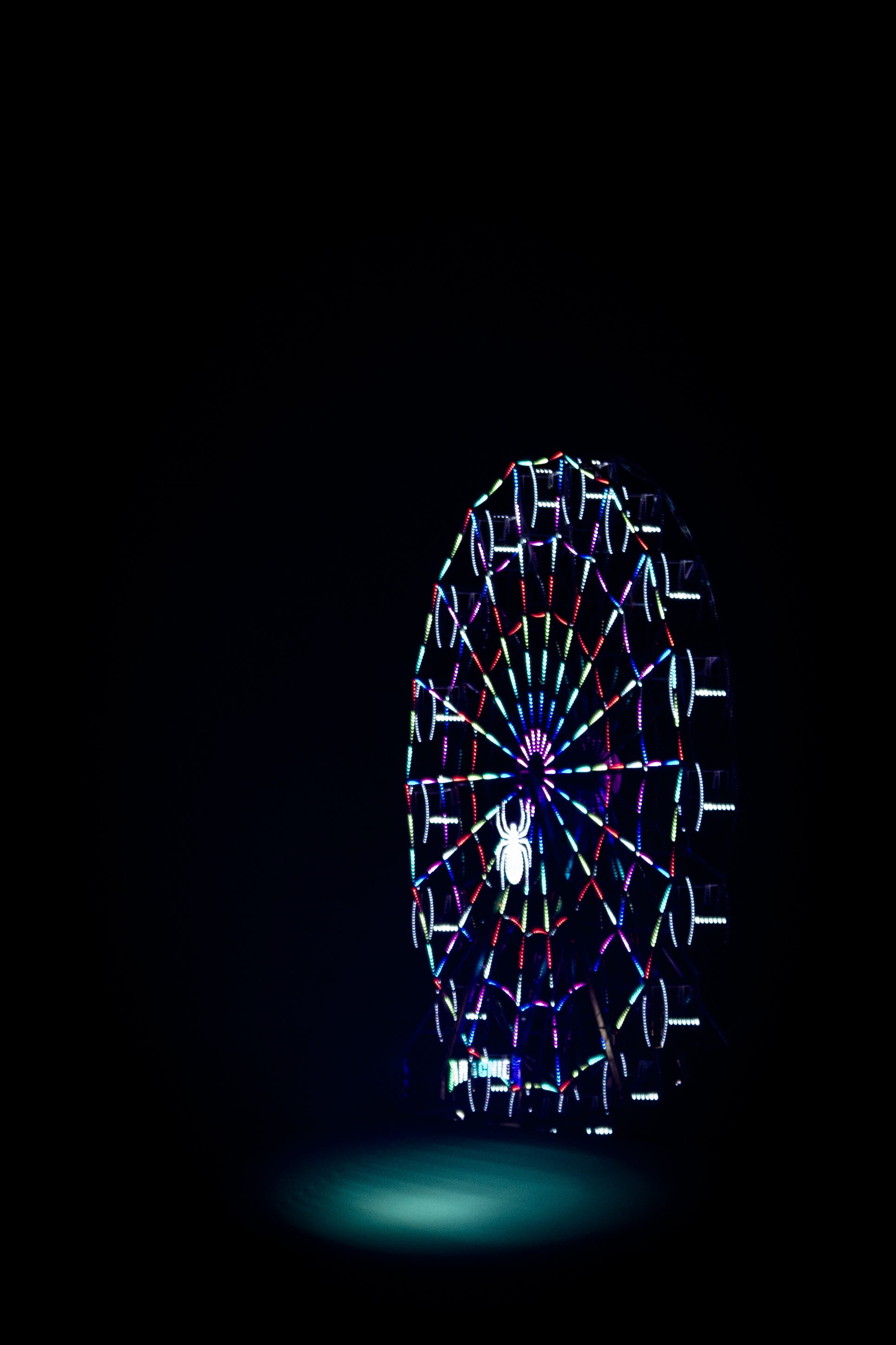 pattern, 2K, no people, circle, Light, London Eye, Ferriswheel, multi colored, copy space, gambling, night, Artistic, nightlife, illuminated, Lights, indoors, Phone HD Wallpaper