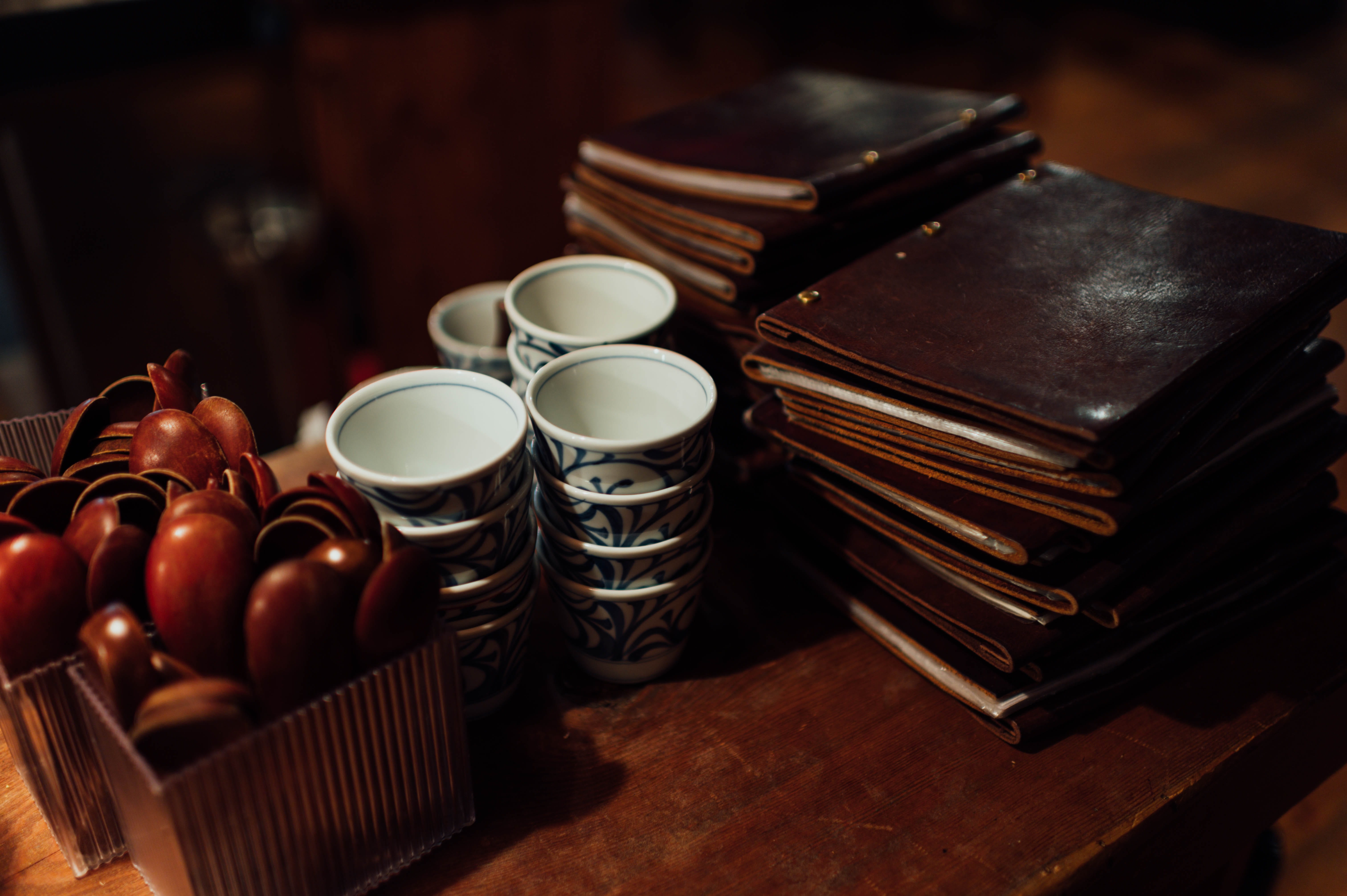 text, book, food and drink, drink, variation, saucer, table, apple, focus on foreground, tray, still life, teapot, mug, furniture, coffee cup, coffee table, HD Wallpaper