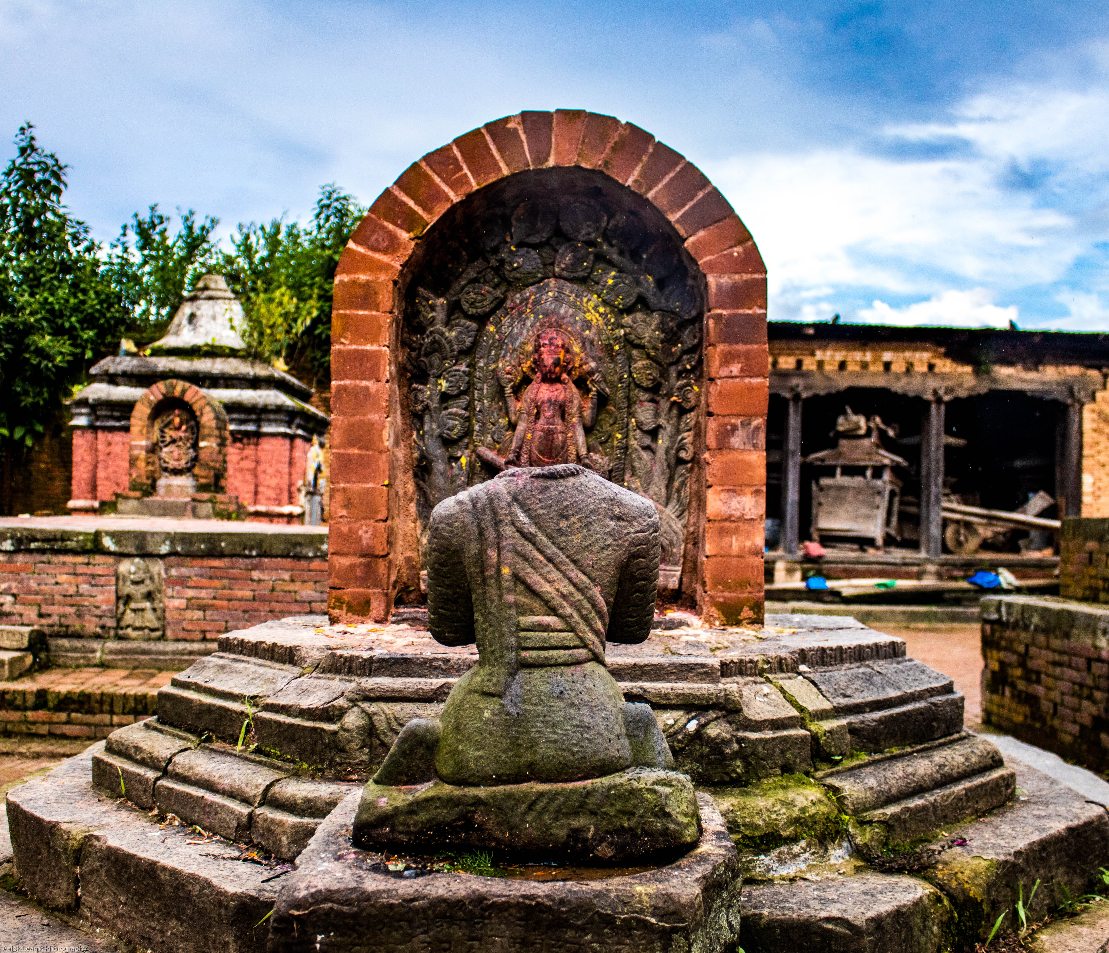 spirituality, housing, building exterior, sculpture, place of worship, travel destinations, building, ancient civilization, walkway, religion, day, archaeology, HD Wallpaper