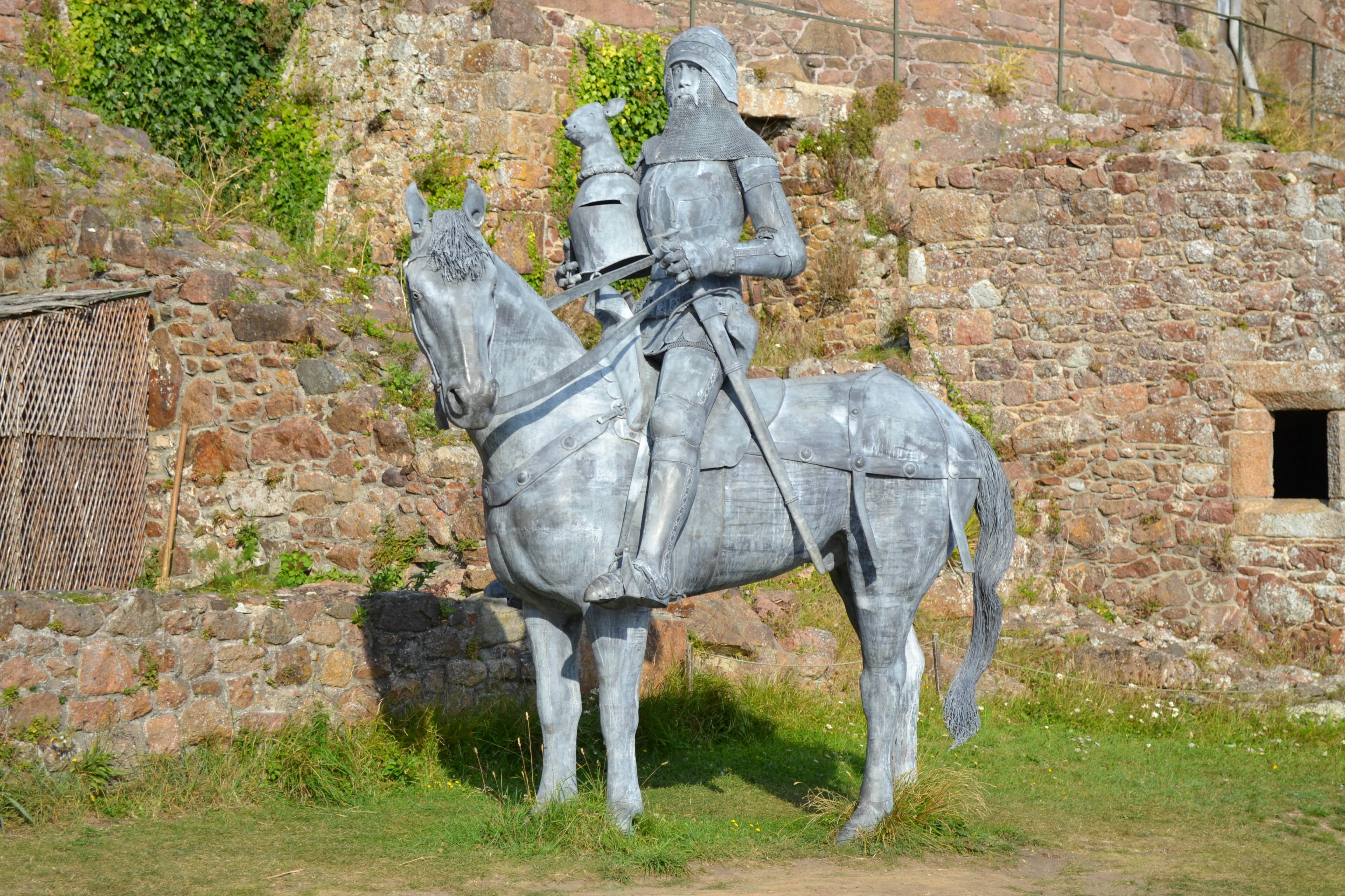 no people, horse, suit of armour, statue, wall - building feature, representation, outdoors, mammal, working animal, sir, chain mail, architecture, livestock, HD Wallpaper
