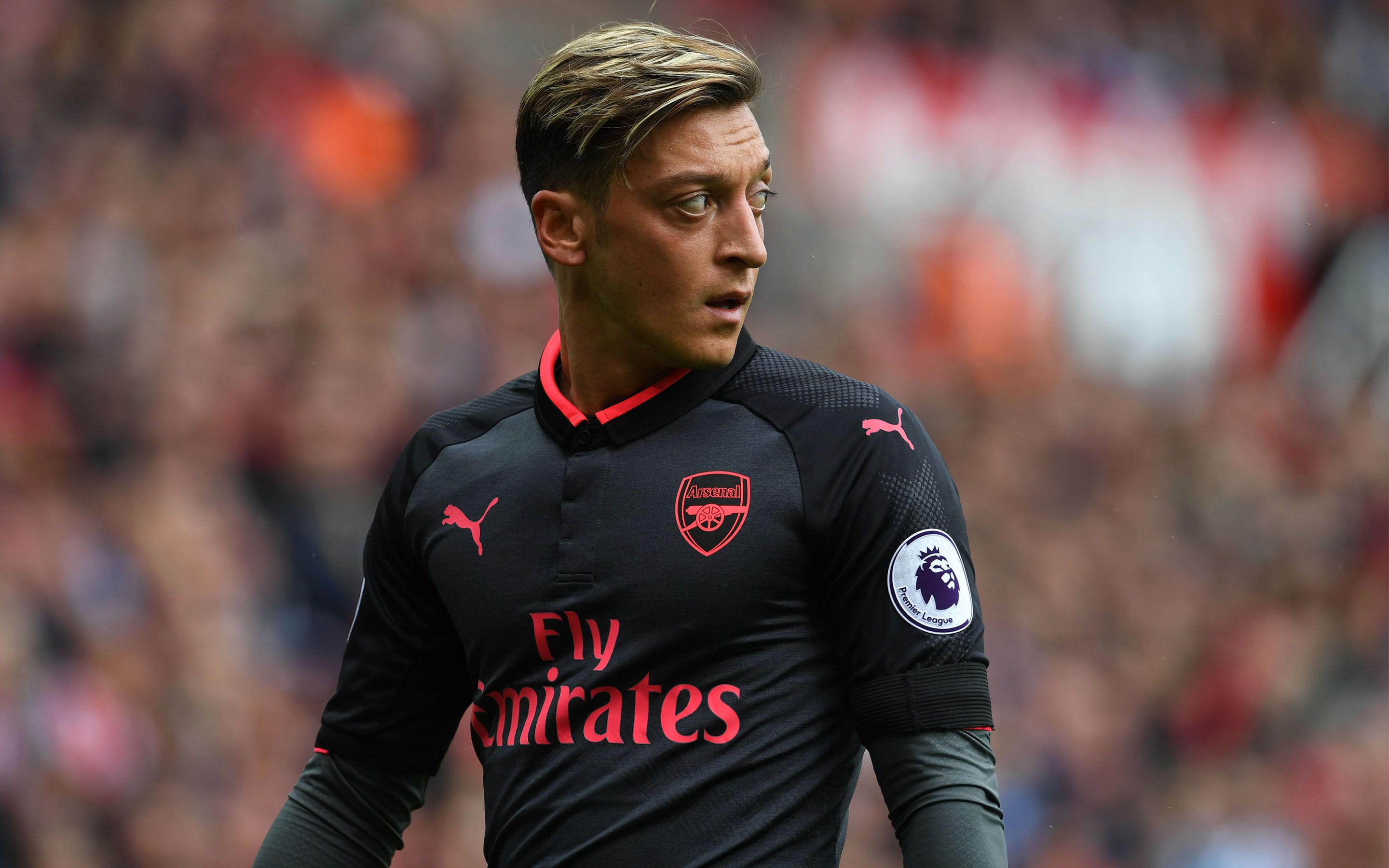 clothing, men, day, focus on foreground, mesut, uniform, 2K, confidence, stadium, portrait, looking at camera, standing, one person, waist up, football, HD Wallpaper