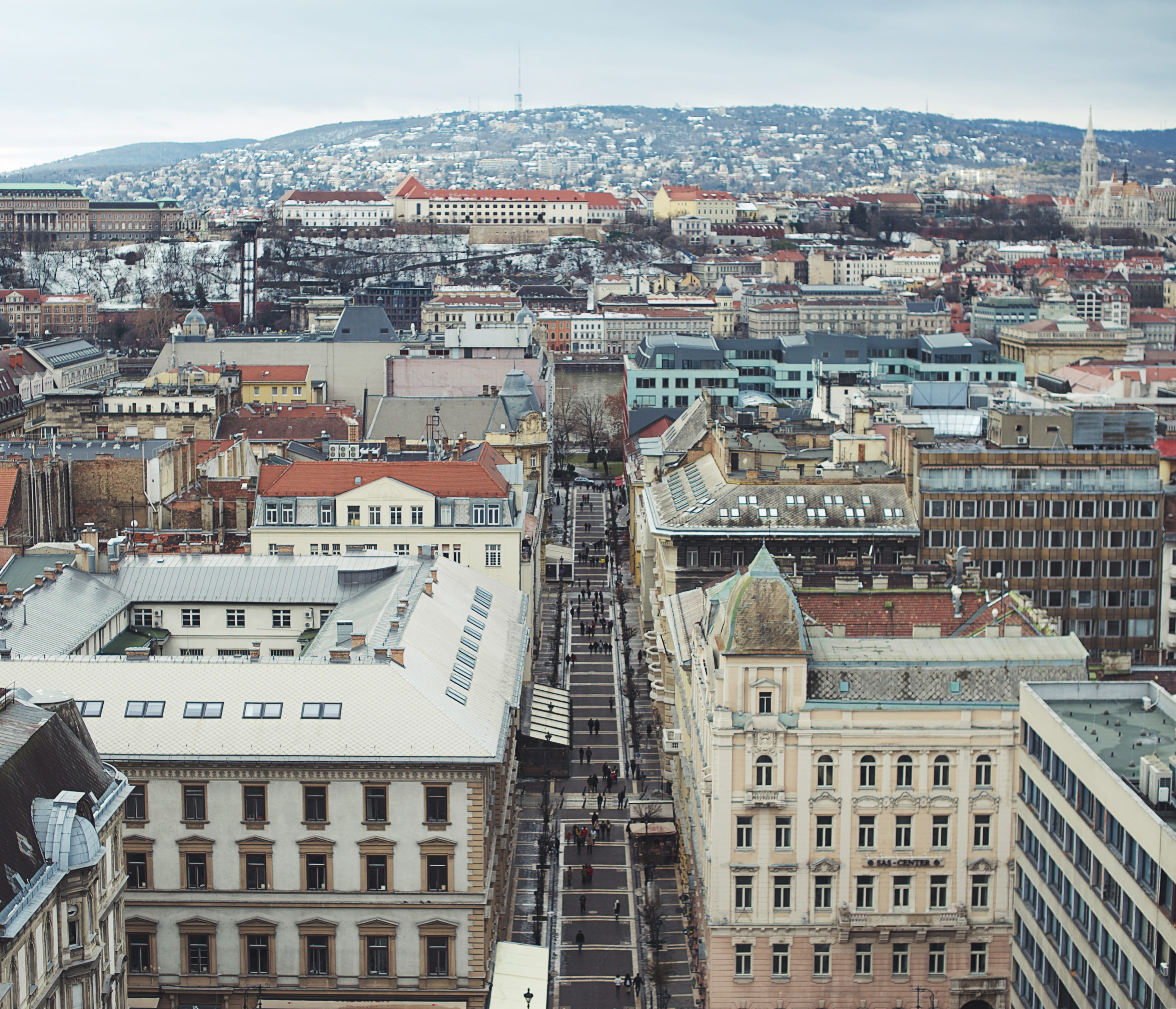 city, aerial, building exterior, residential district, city life, 4K, spire, nature, outdoors, urban, scenery, building, high, road, crowd, intersection, HD Wallpaper