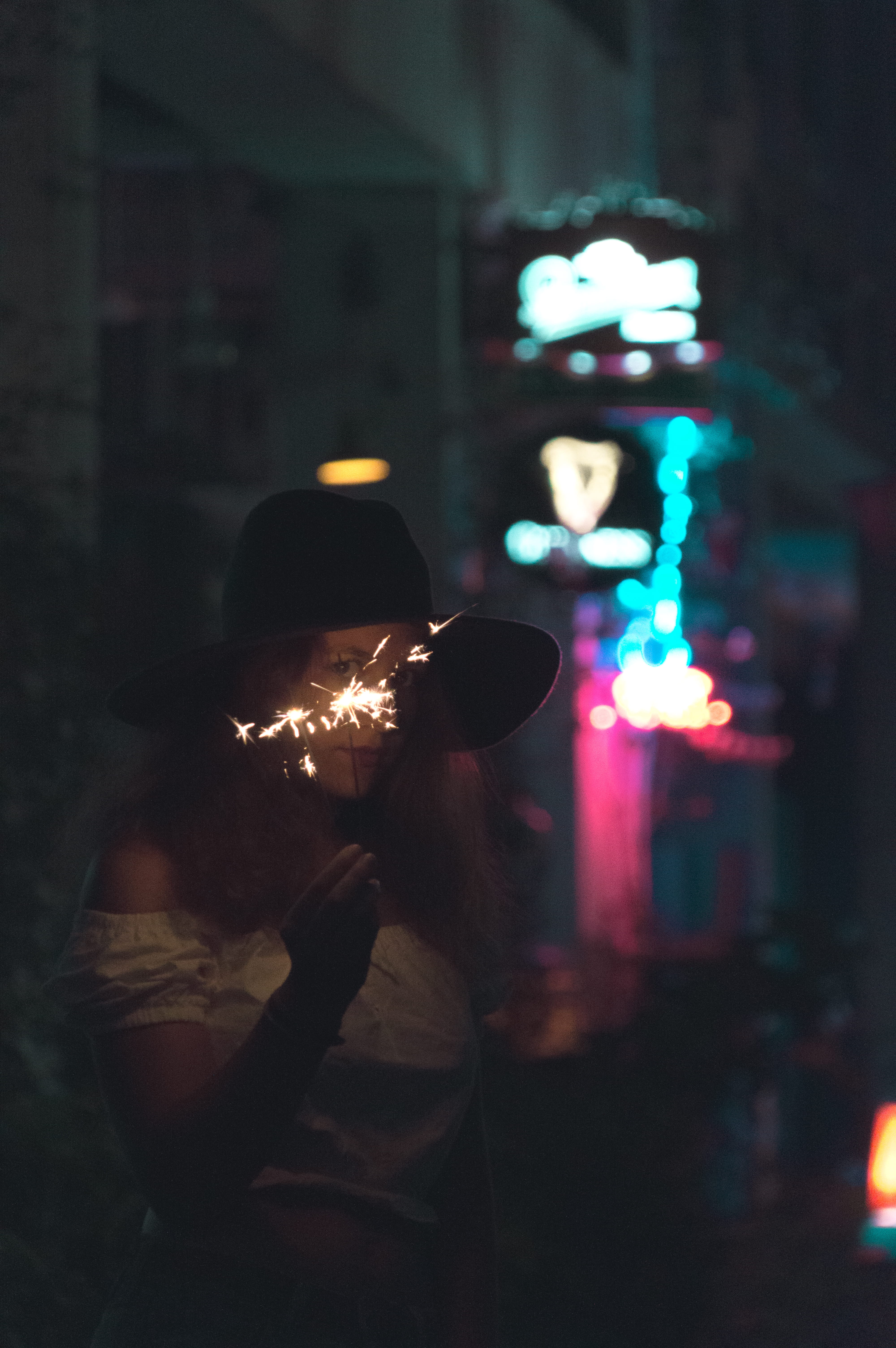athina, focus on foreground, built structure, architecture, girl, people, bokeh, waist up, street, greece, athens, urban, platia agias irinis, city, streetphotography, Phone HD Wallpaper