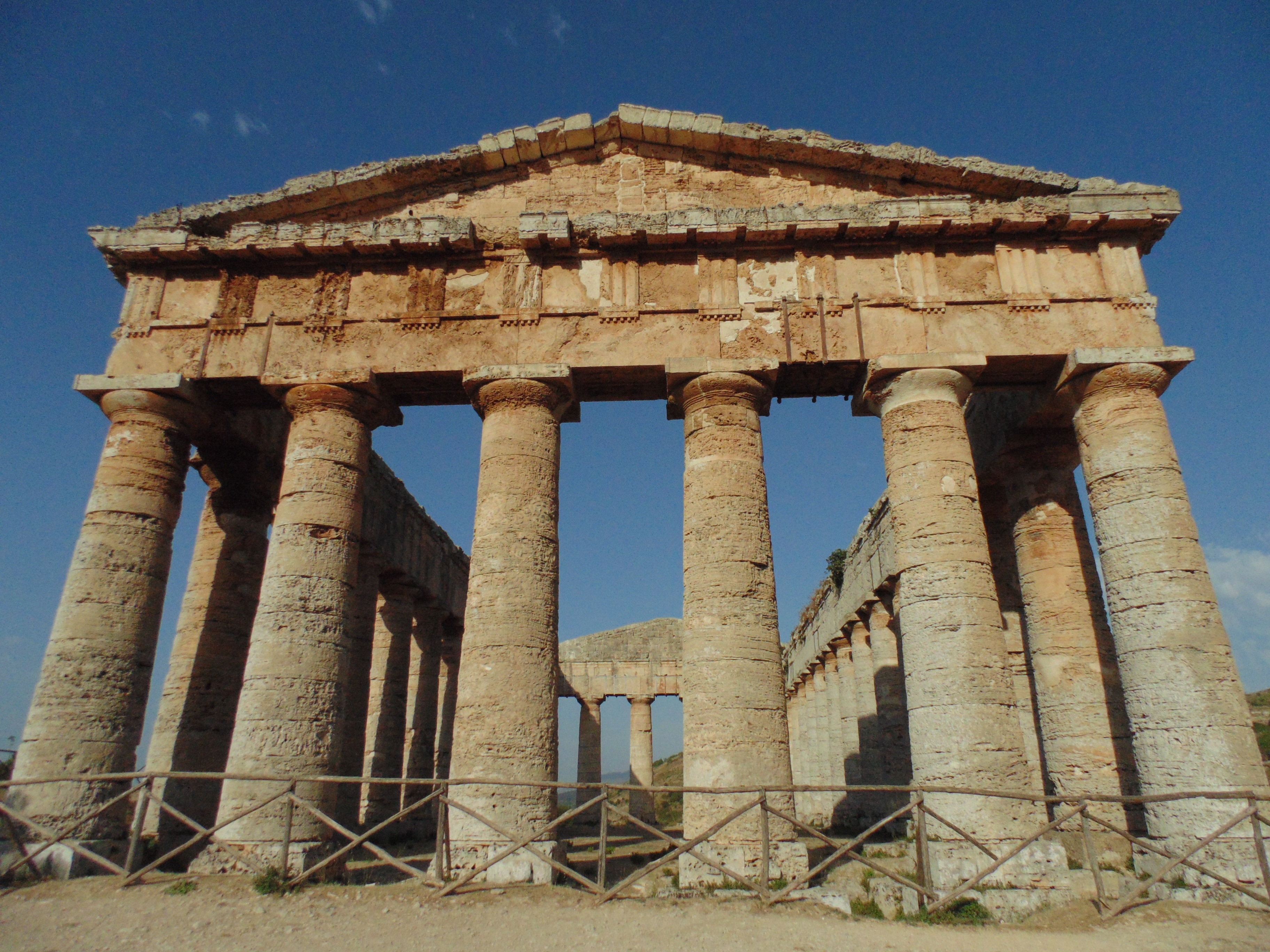 front, bad condition, history, sicily, pediment, travel, low angle view, segesta, architecture, ancient civilization, greek, outdoors, 2K, travel destinations, HD Wallpaper