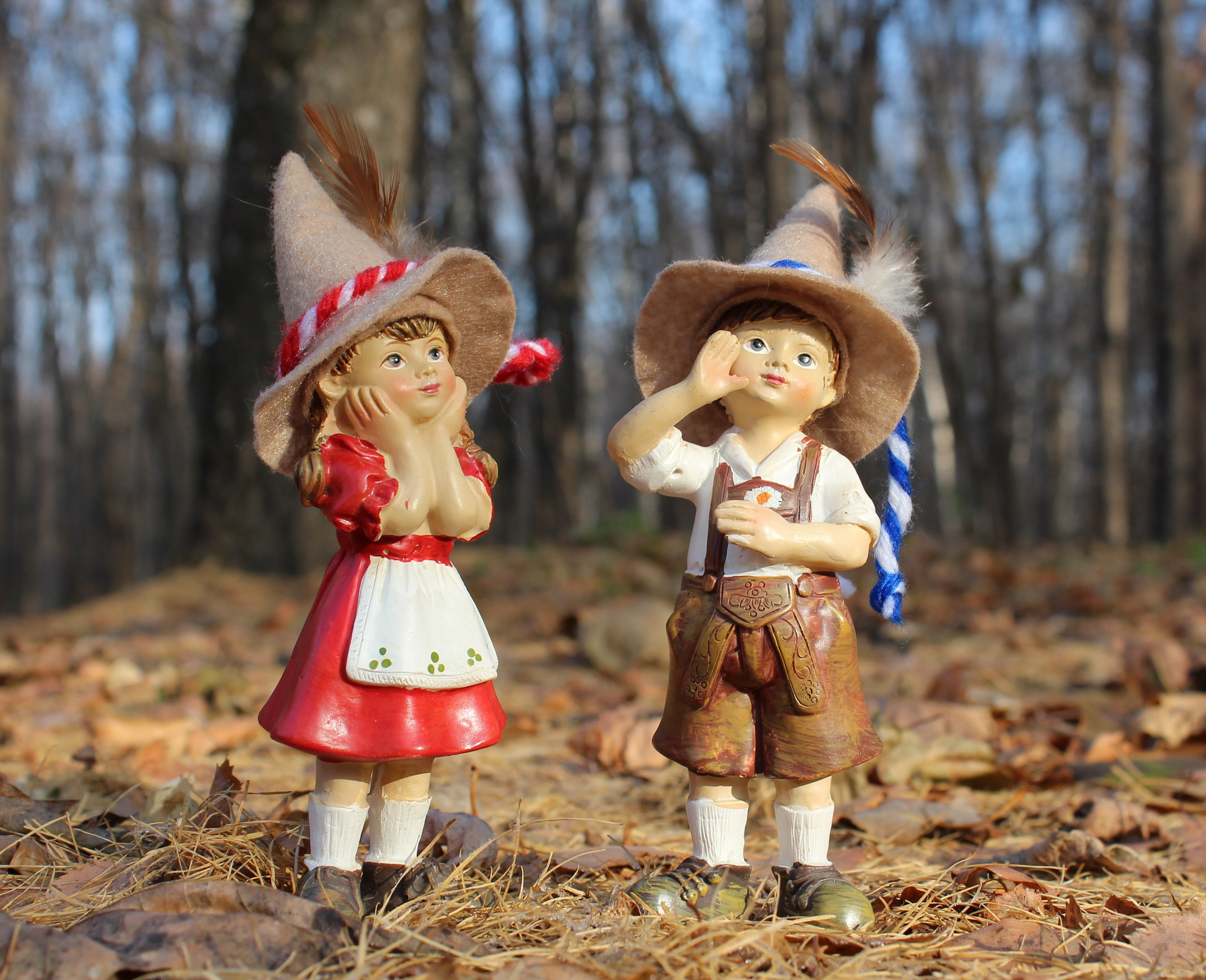leaves, brother, outdoors, representation, autumn, students, human representation, child, boy, couple, the loss of, boy and girl, figurines, get lost, doll, HD Wallpaper