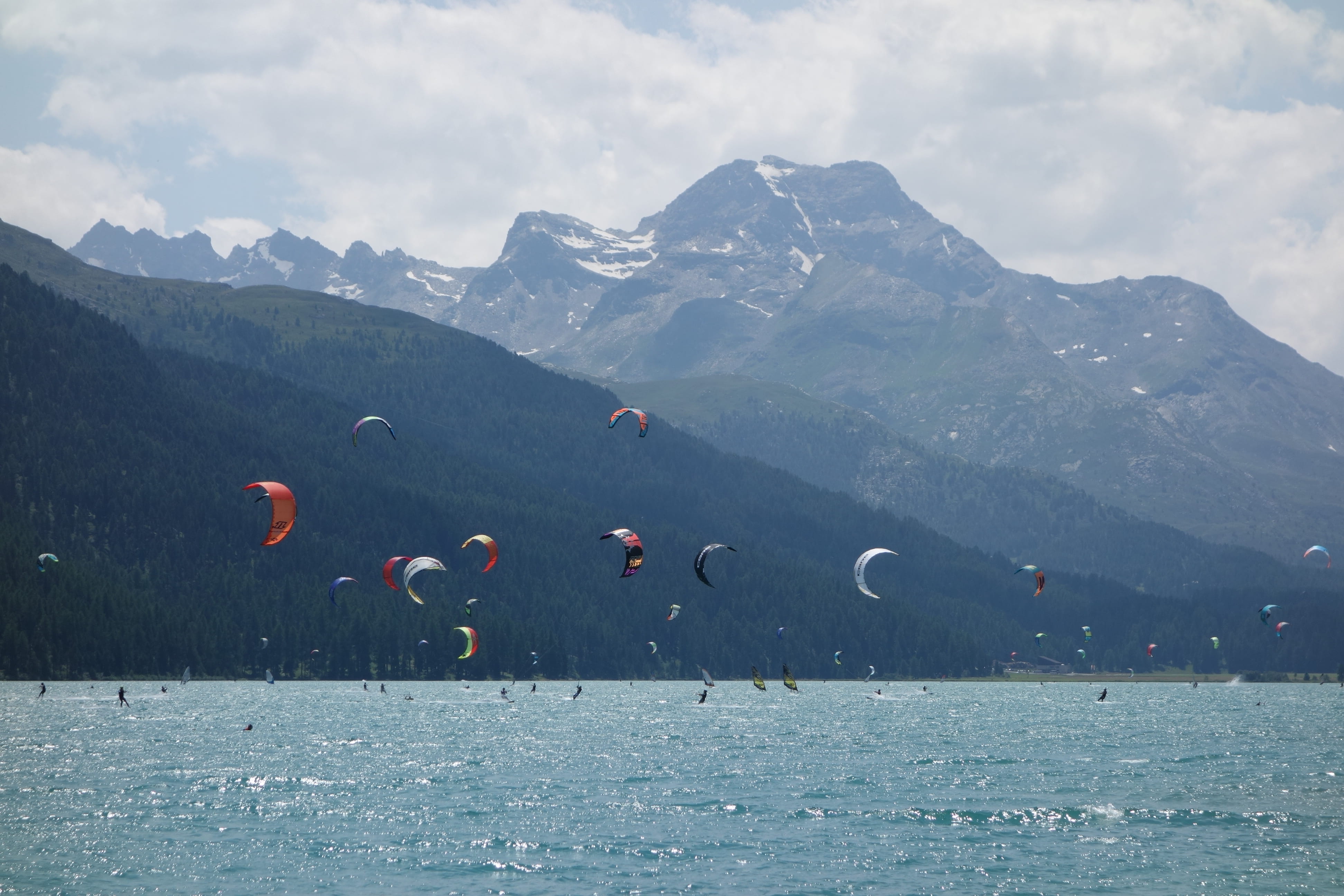 non-urban scene, waterfront, landscape, day, beauty in nature, nature, tranquil scene, switzerland, mountain range, outdoors, surfing, lake, mountain, holiday, HD Wallpaper