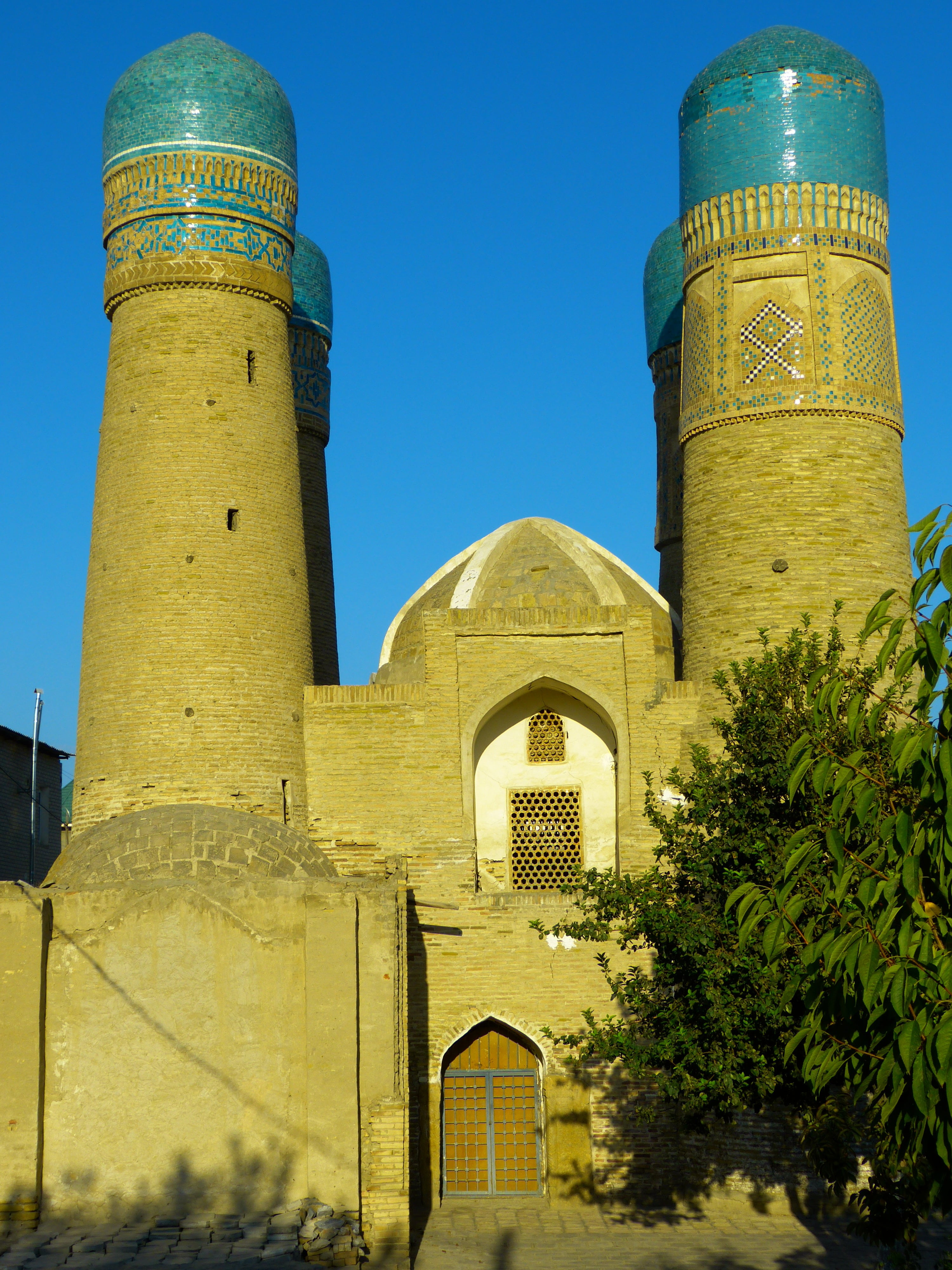 building, nature, pray, minor choir, bukhara, plant, history, 4K, sunlight, four minarets, building exterior, outdoors, tree, mosque, uzbekistan, famous Place, Phone HD Wallpaper