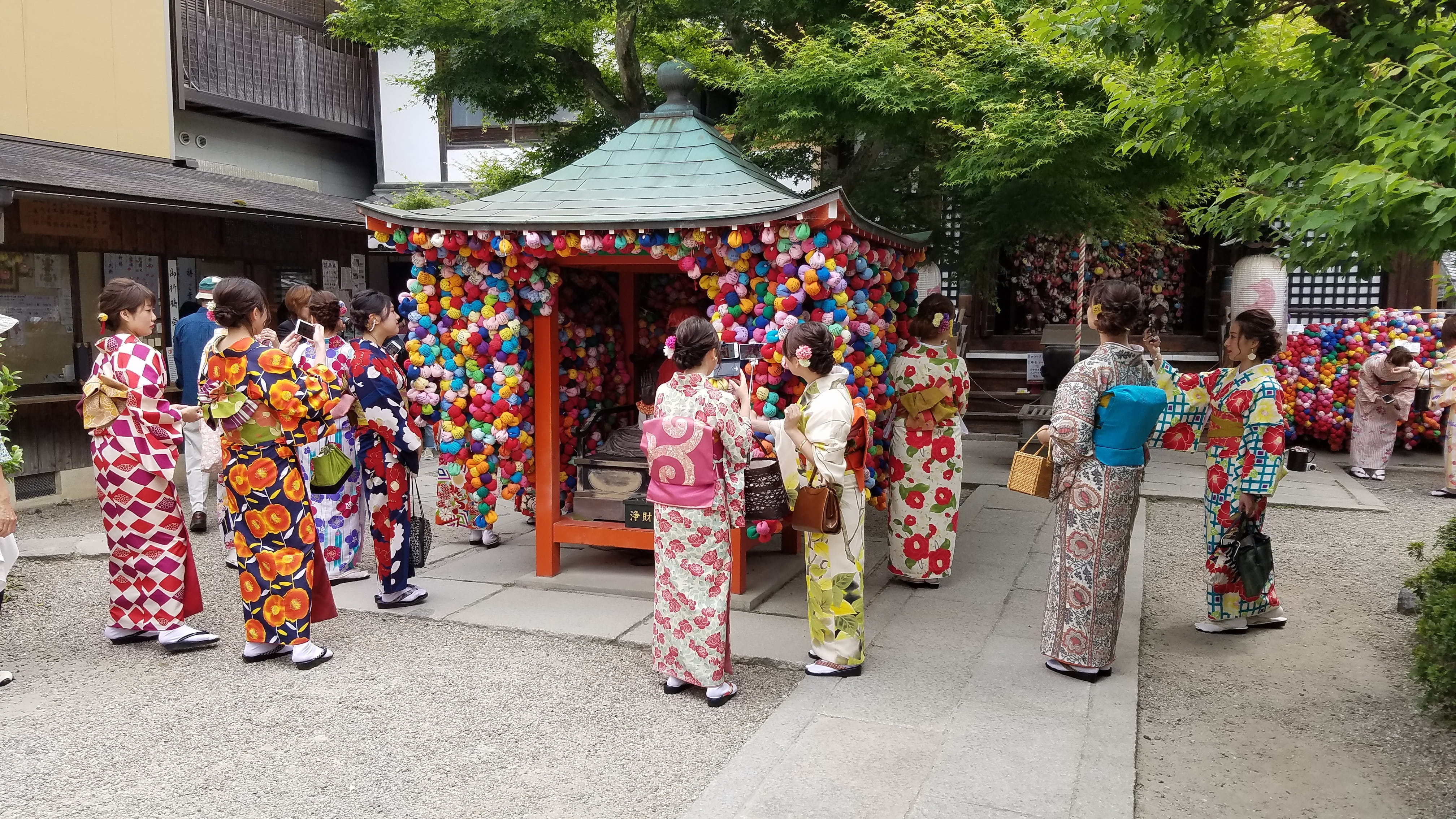 tradition, fashionable, group of people, leisure activity, clothing, adult, traditional, style, architecture, lifestyles, Japan, woman, street, fashion, HD Wallpaper