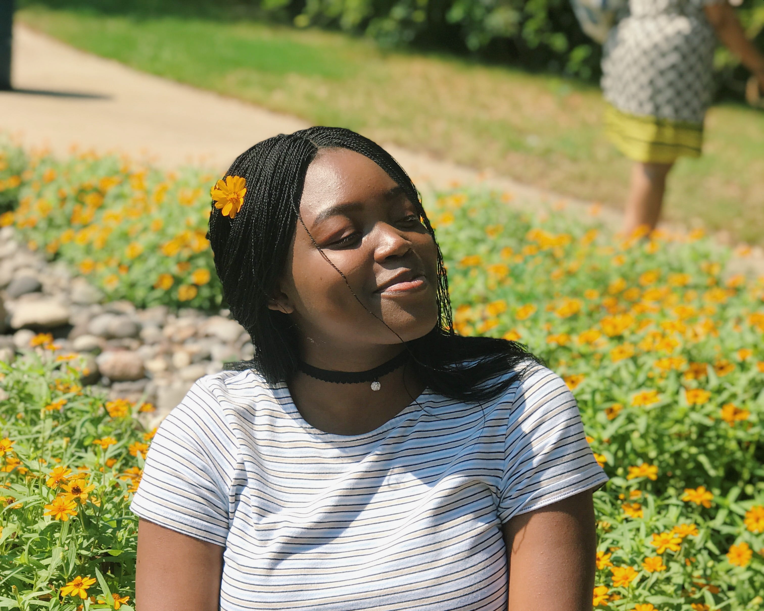 leisure activity, green, one person, gate 1, sunny, sunflower, flower, growth, flowering plant, teenager, grass, plant, grand prairie, real people, lifestyles, HD Wallpaper