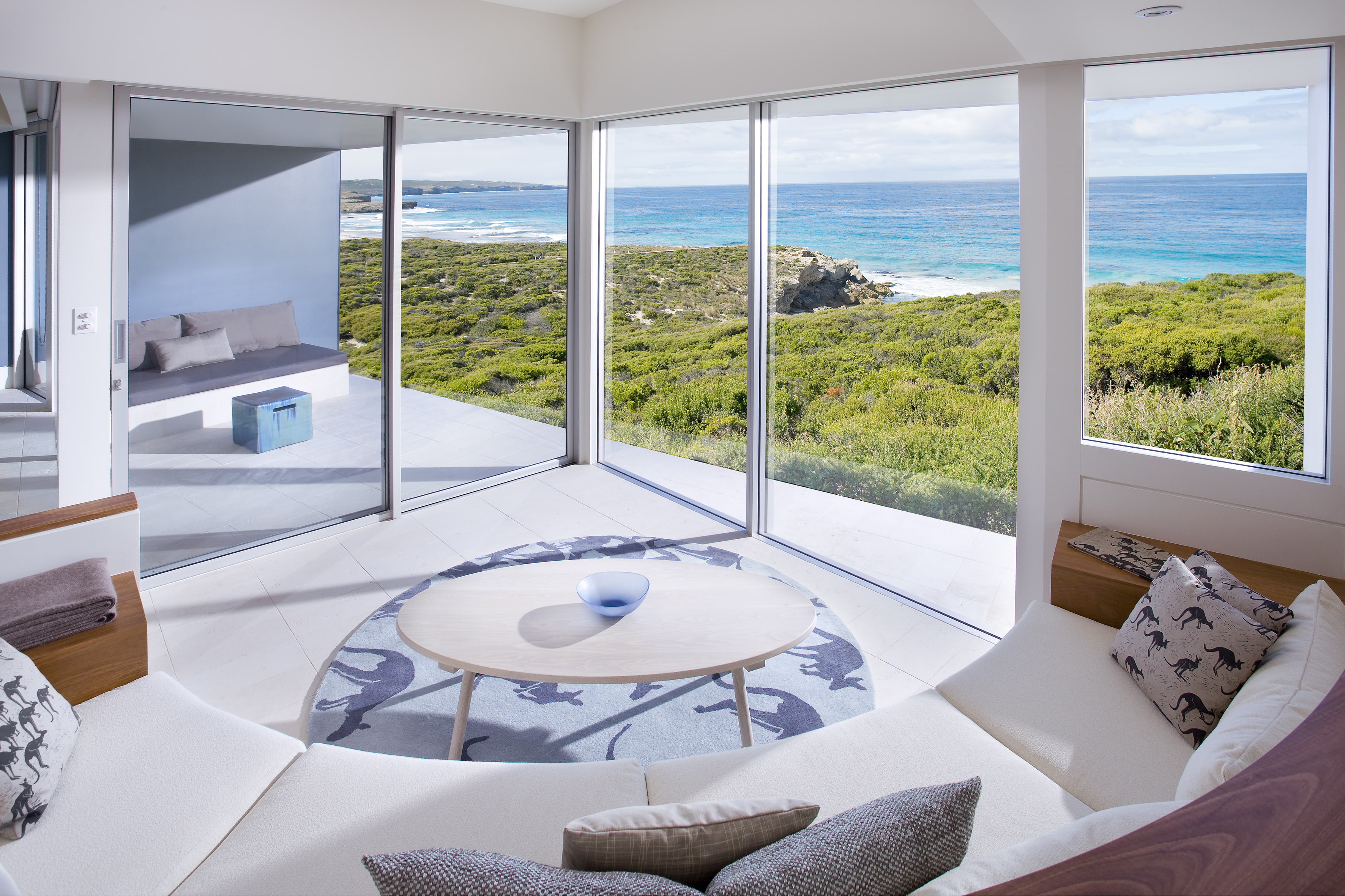 Villa, style, house, design, 2K, Northern Beaches, suite Sydneys jetset, interior, living room, HD Wallpaper
