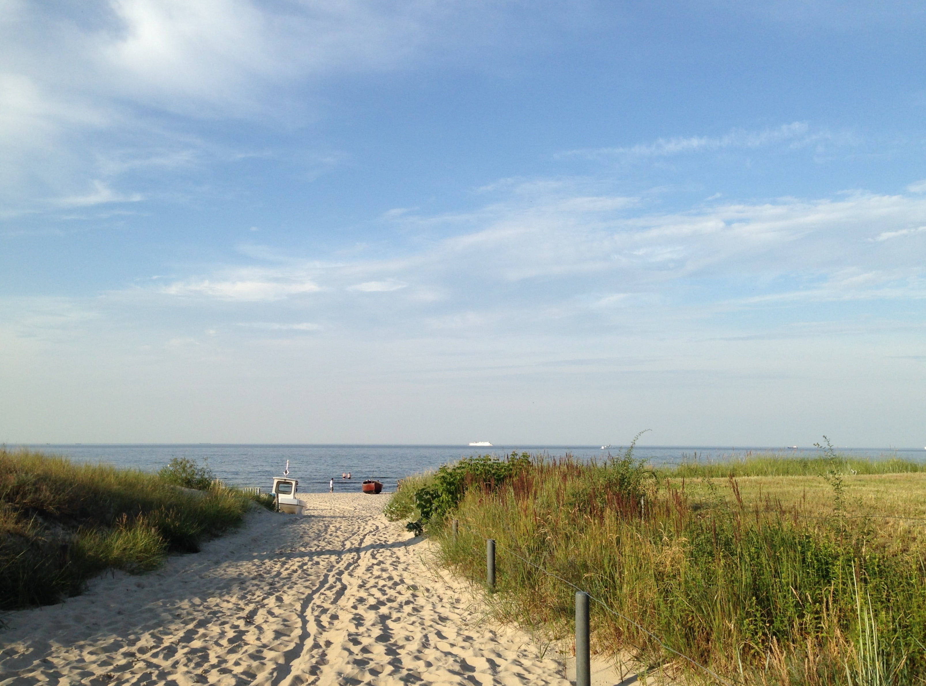 cloud - sky, non-urban scene, coast, water, scenics - nature, nature, island of usedom, summer, sky, outdoors, 2K, tranquil scene, island, sea, boot, no people, HD Wallpaper