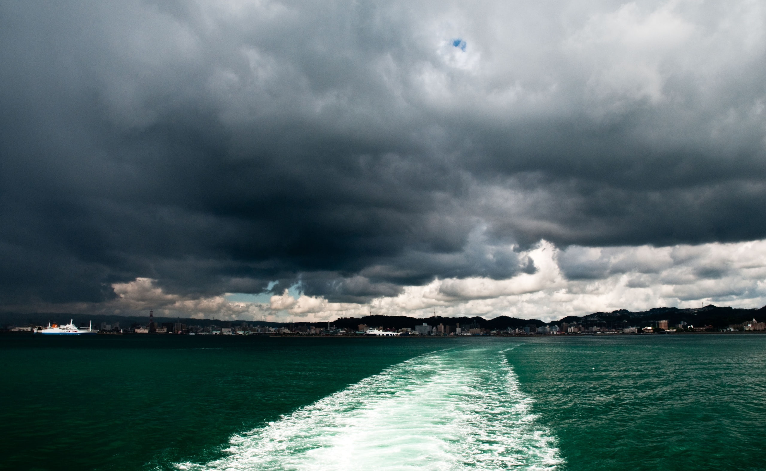 scenics - nature, environment, water, Asia, storm, overcast, 2K, storm cloud, nature, outdoors, sky, meteorology, travel, power in nature, beauty in nature, HD Wallpaper