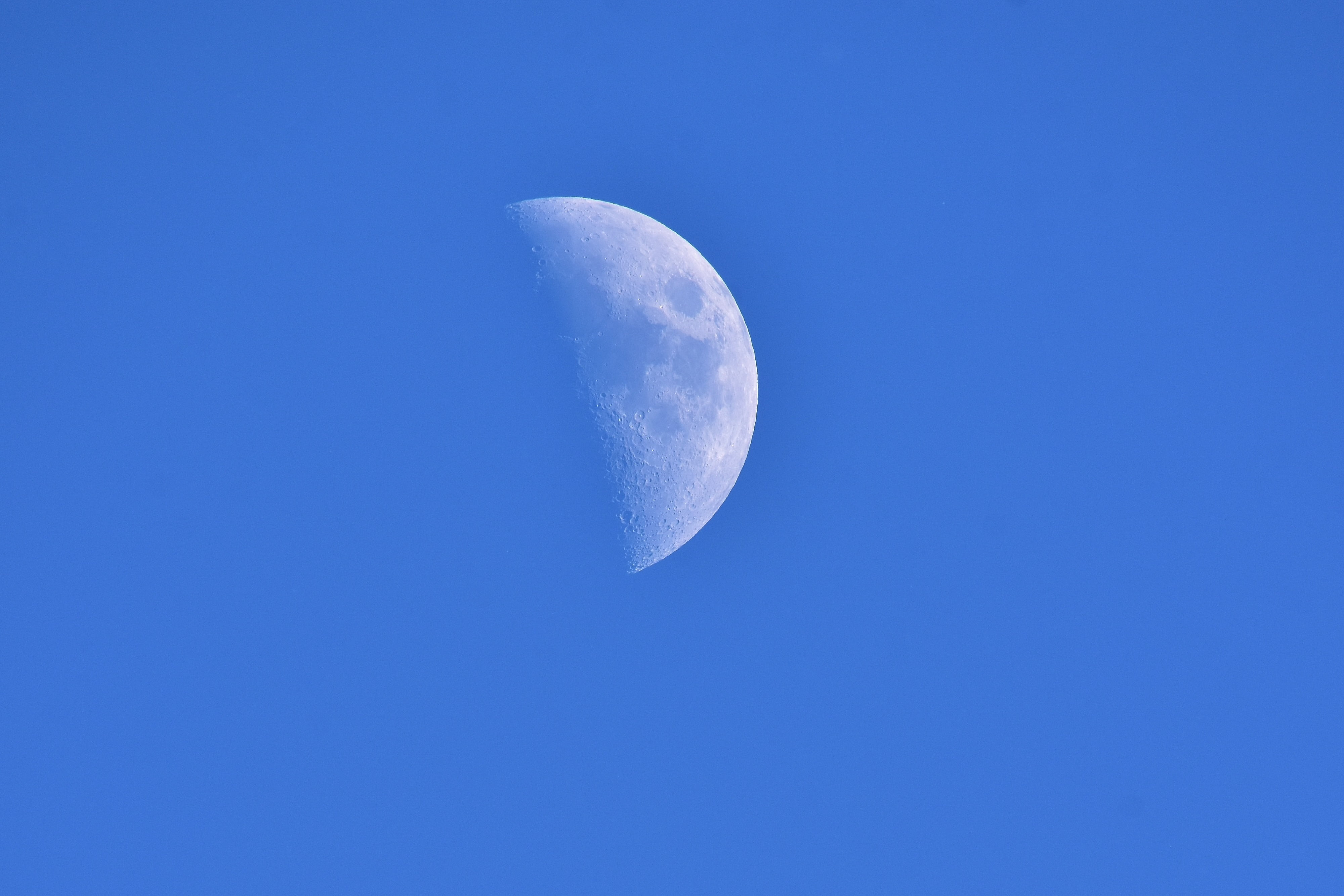 romantic, blue, nature, beauty in nature, blue background, tranquil scene, half moon, silent, no people, outdoors, mood, astrology, planetary moon, atmosphere, HD Wallpaper