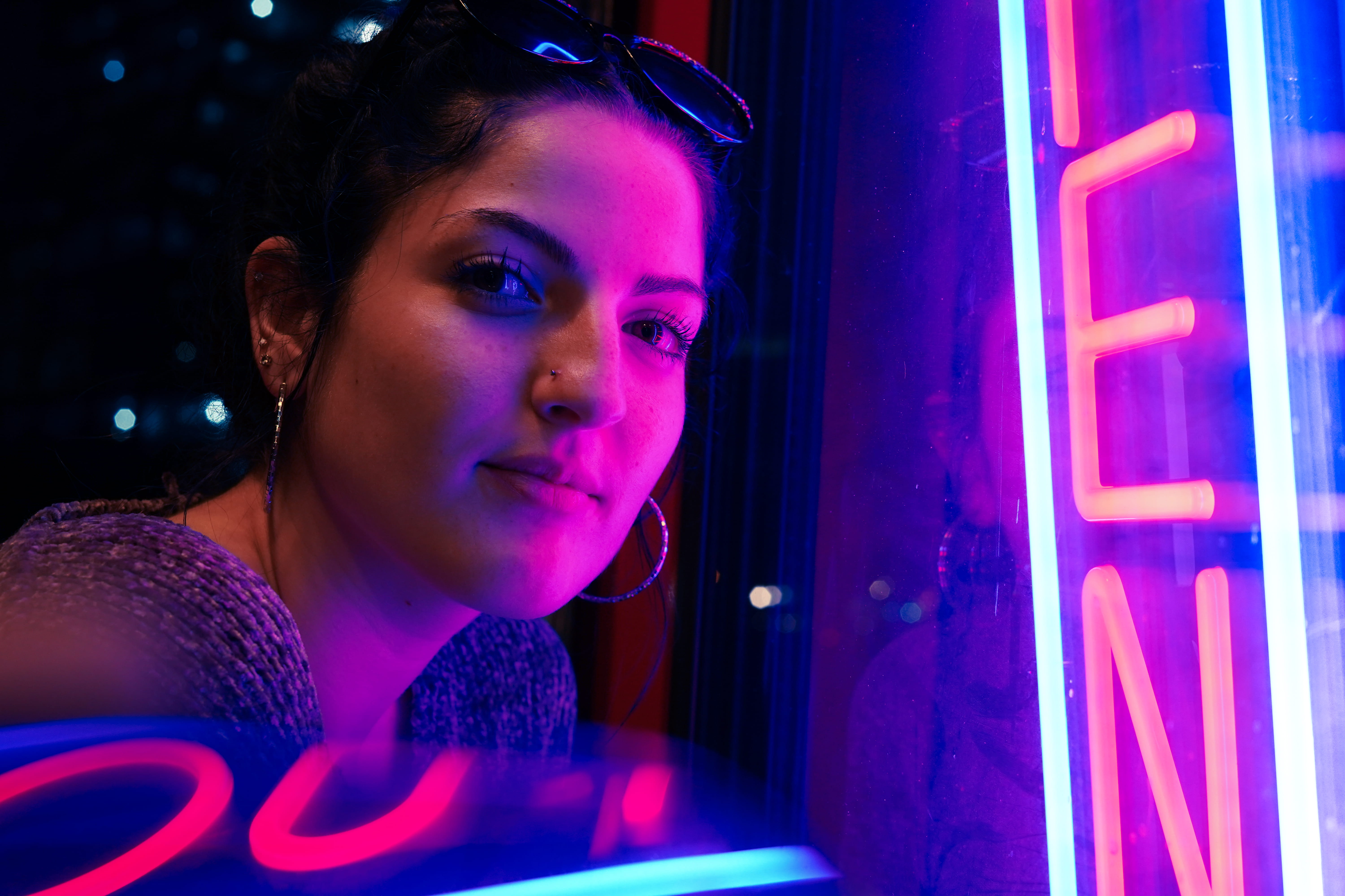 adult, 5K, indoors, casual clothing, one person, accessory, beautiful woman, purple, Neon SIgn, women, looking, technology, human, FL, Florida, laser, HD Wallpaper