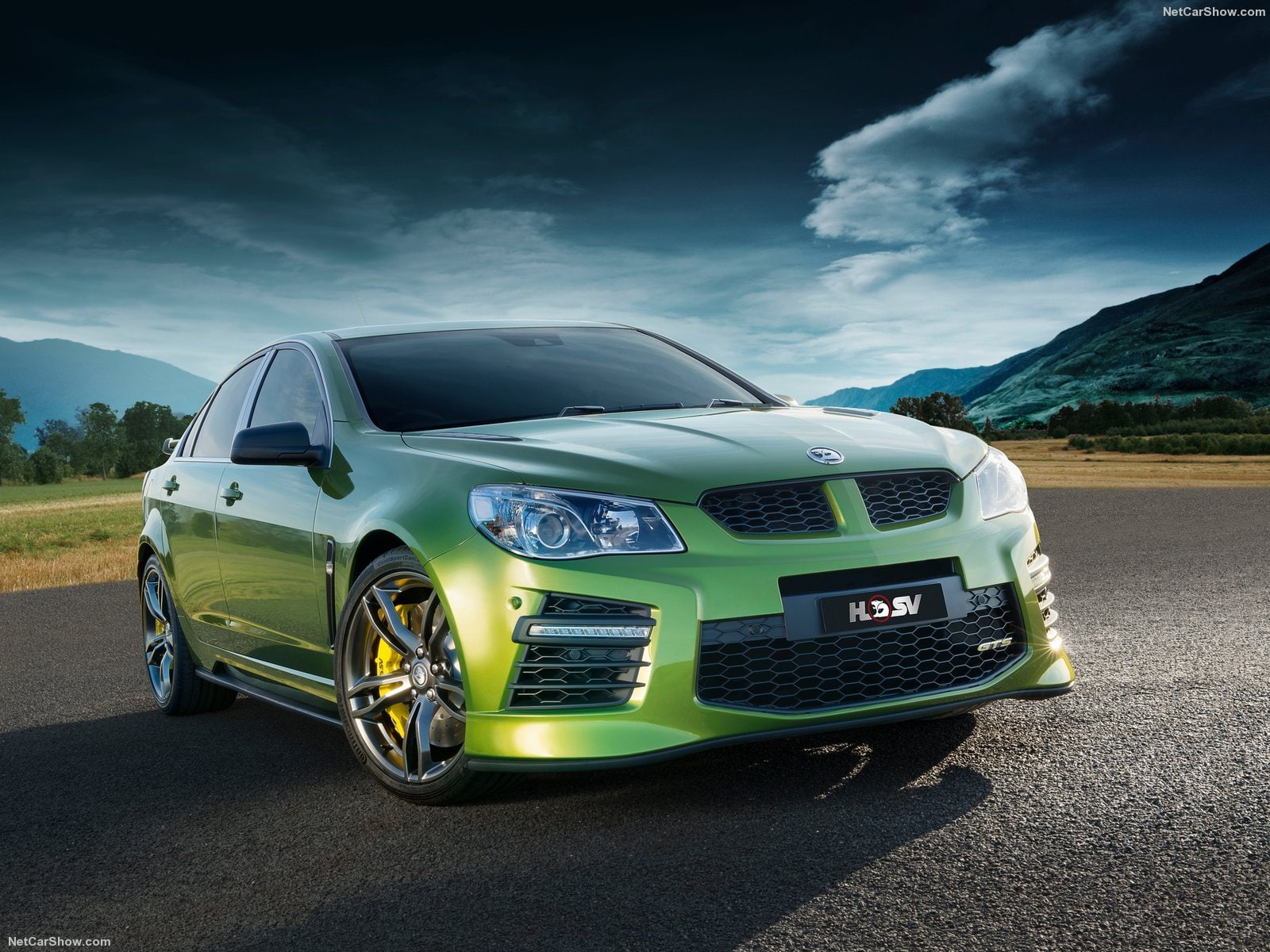 2016, gen-f2, cars, gts, hsv, sedan, 720P, green, HD Wallpaper