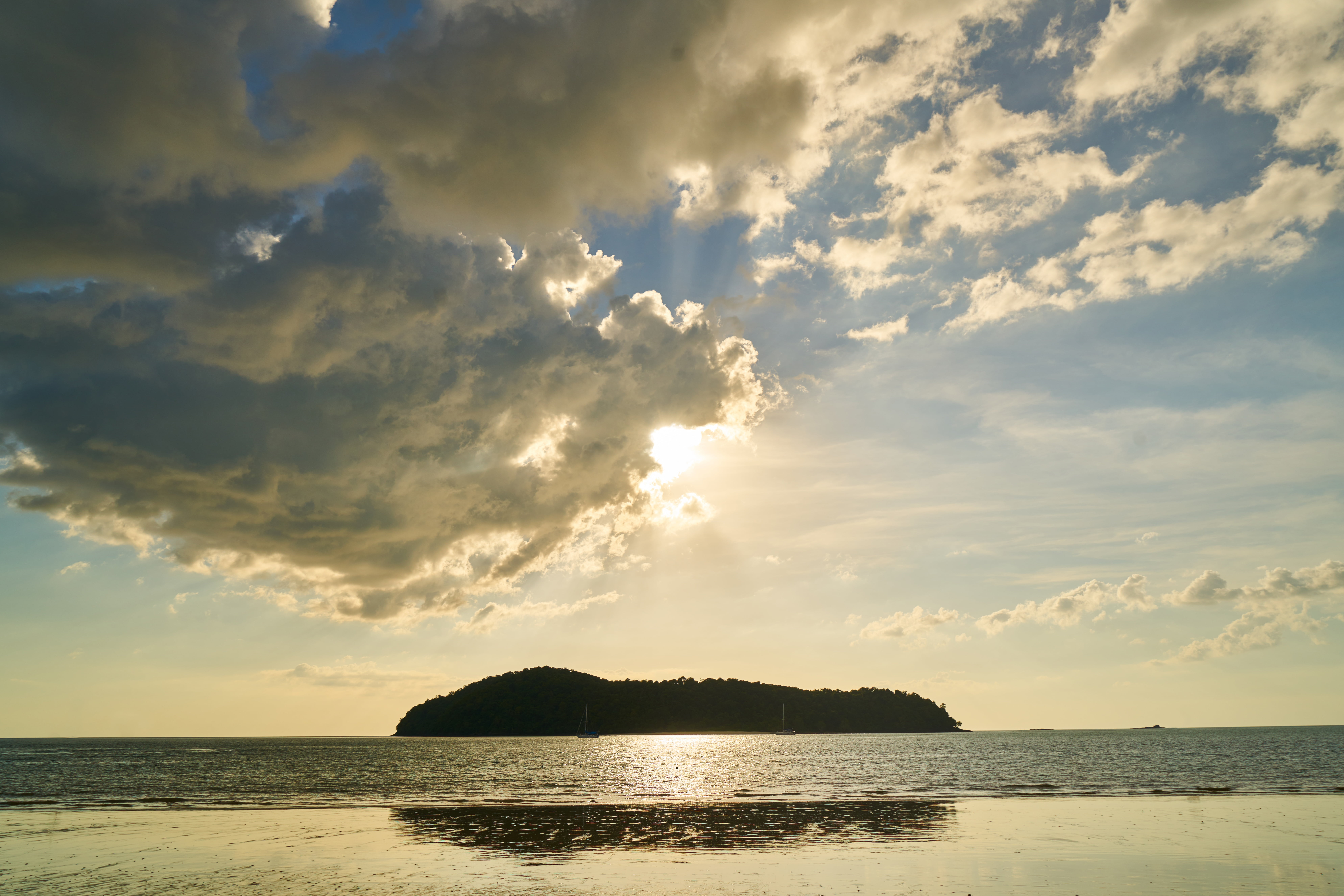 asian, sun, malaysia, travel, landscape, background, tranquil scene, sand, ocean, horizon, coastline, beach, vacations, clouds, scenics, nature, HD Wallpaper